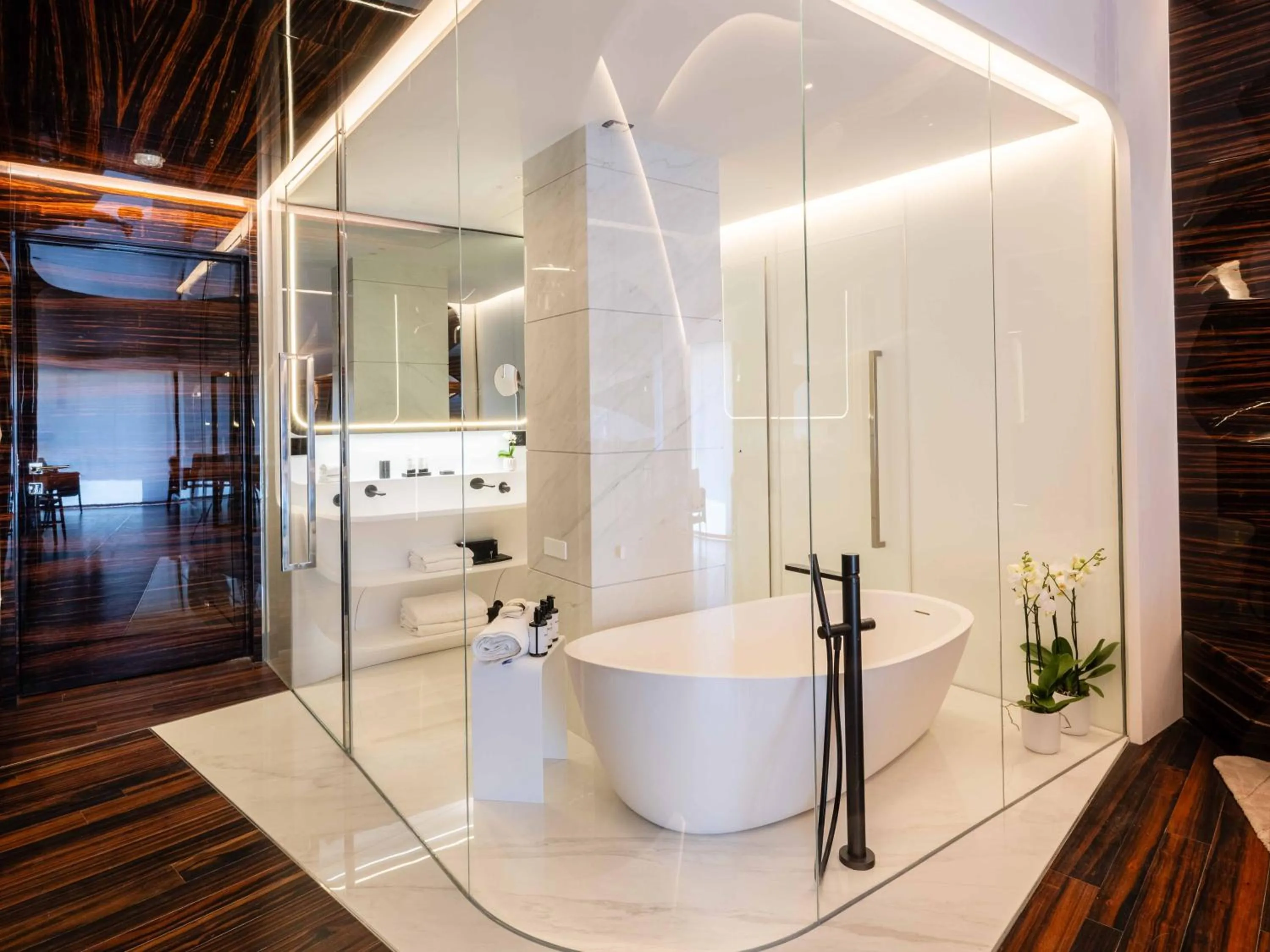 Shower in ROMEO Roma