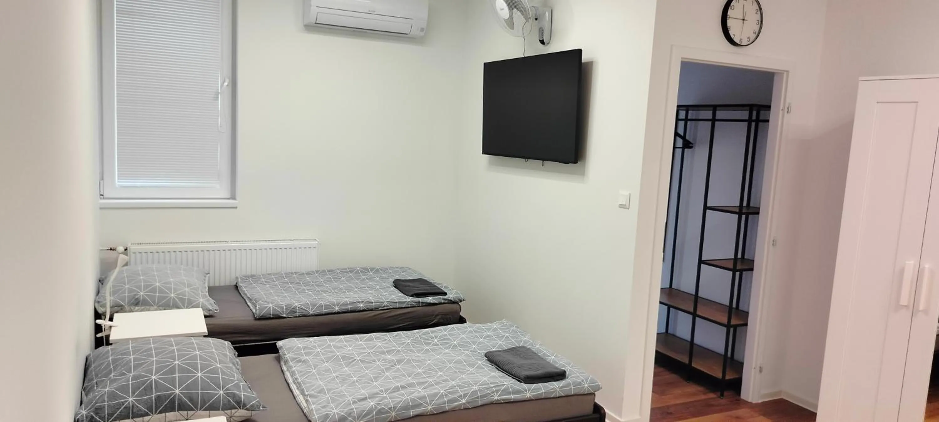 TV and multimedia, Bed in Dimael Hostel & Apartments