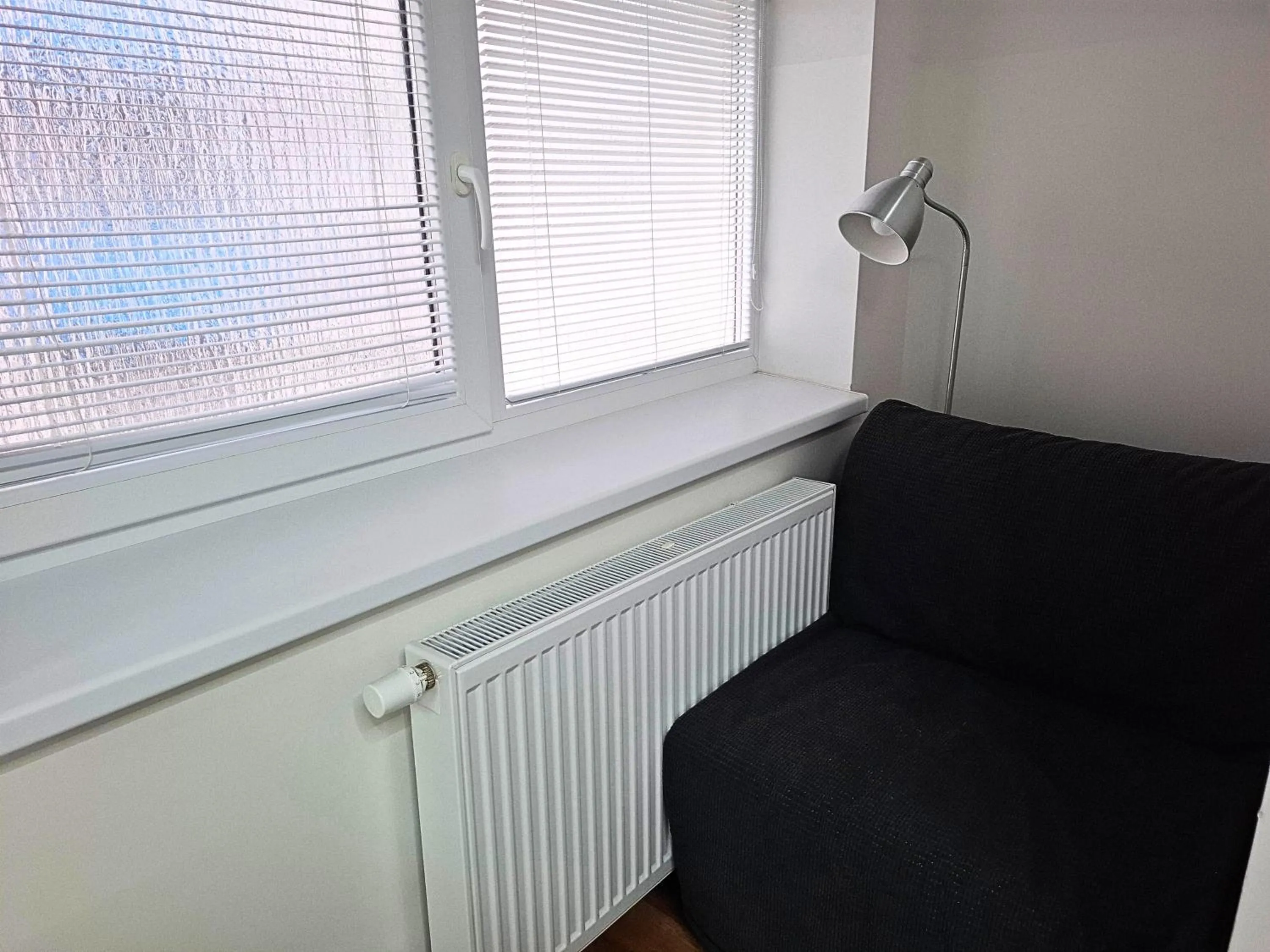 Seating area in Dimael Hostel & Apartments