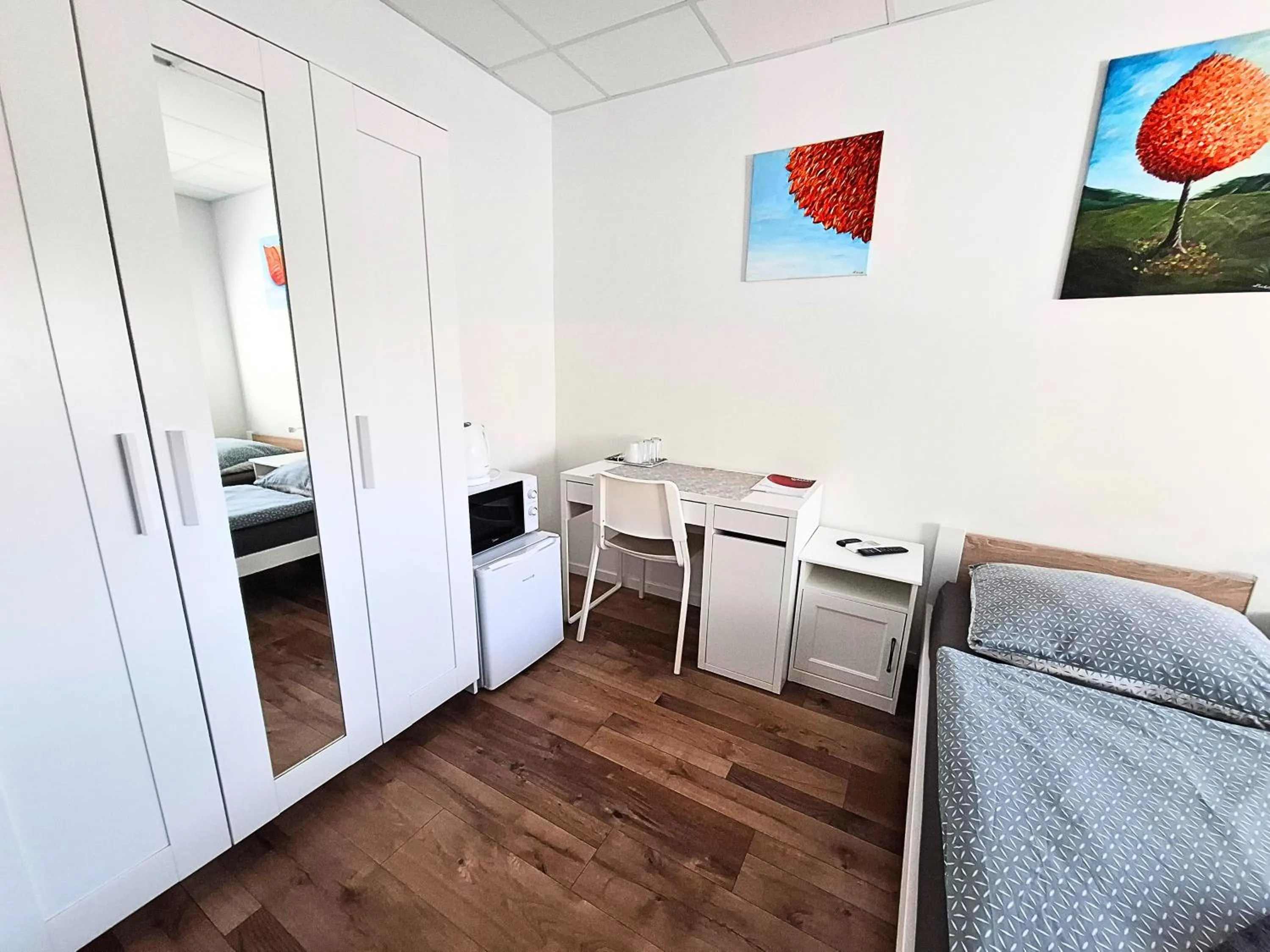 wardrobe in Dimael Hostel & Apartments