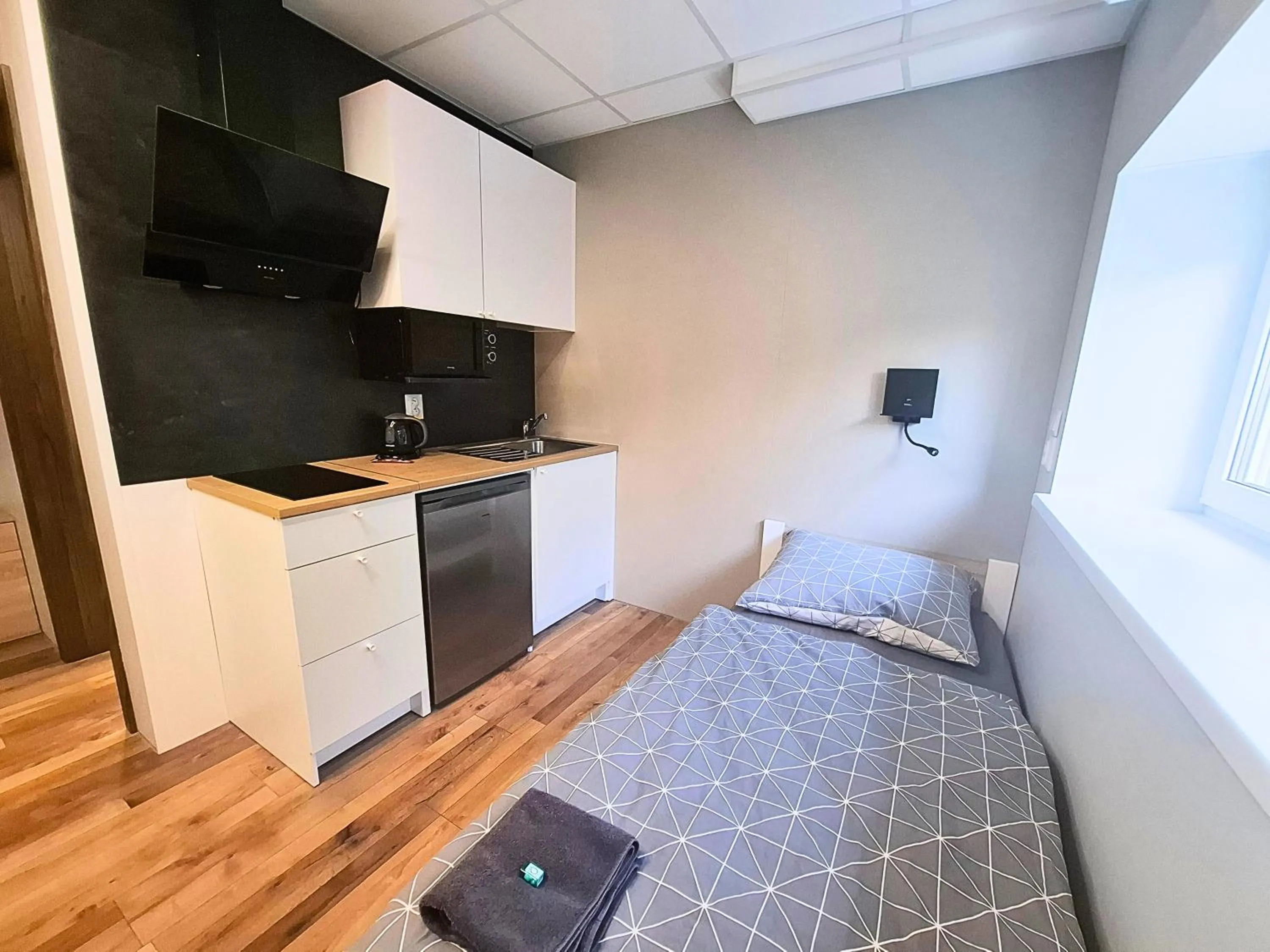 Dimael Hostel & Apartments