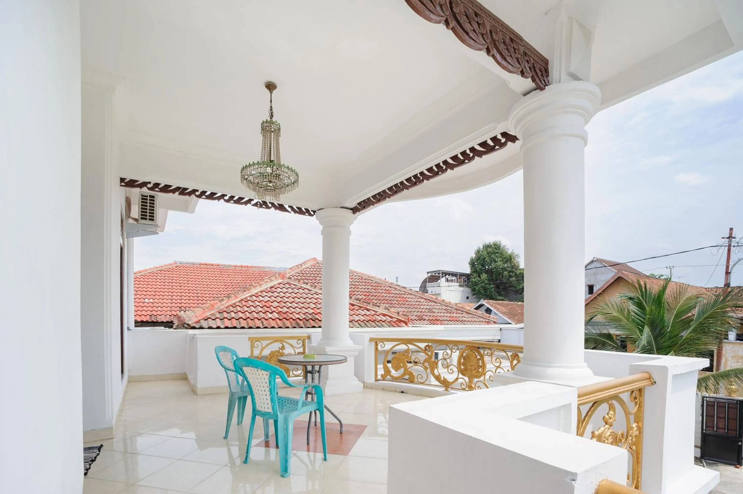 Balcony/Terrace in Urbanview GH Flamboyan 3 Syariah Lampung By RedDoorz