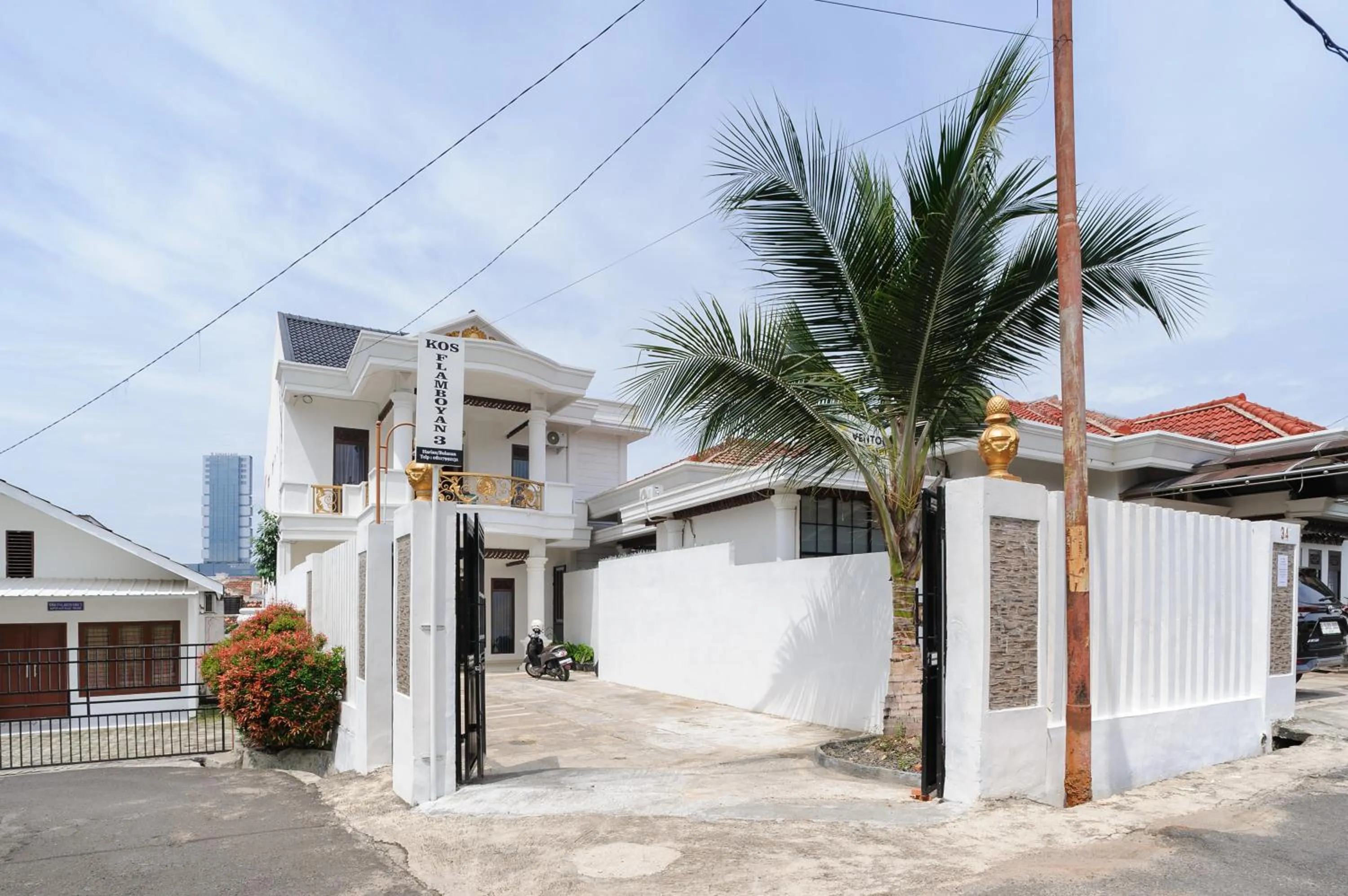 Property building in Urbanview GH Flamboyan 3 Syariah Lampung By RedDoorz