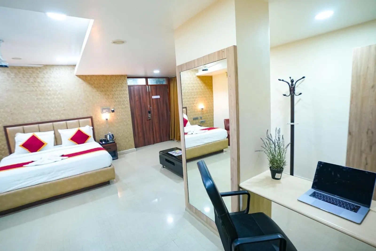 Photo of the whole room, Bed in Sunrise A Boutique Hotel Kondapur