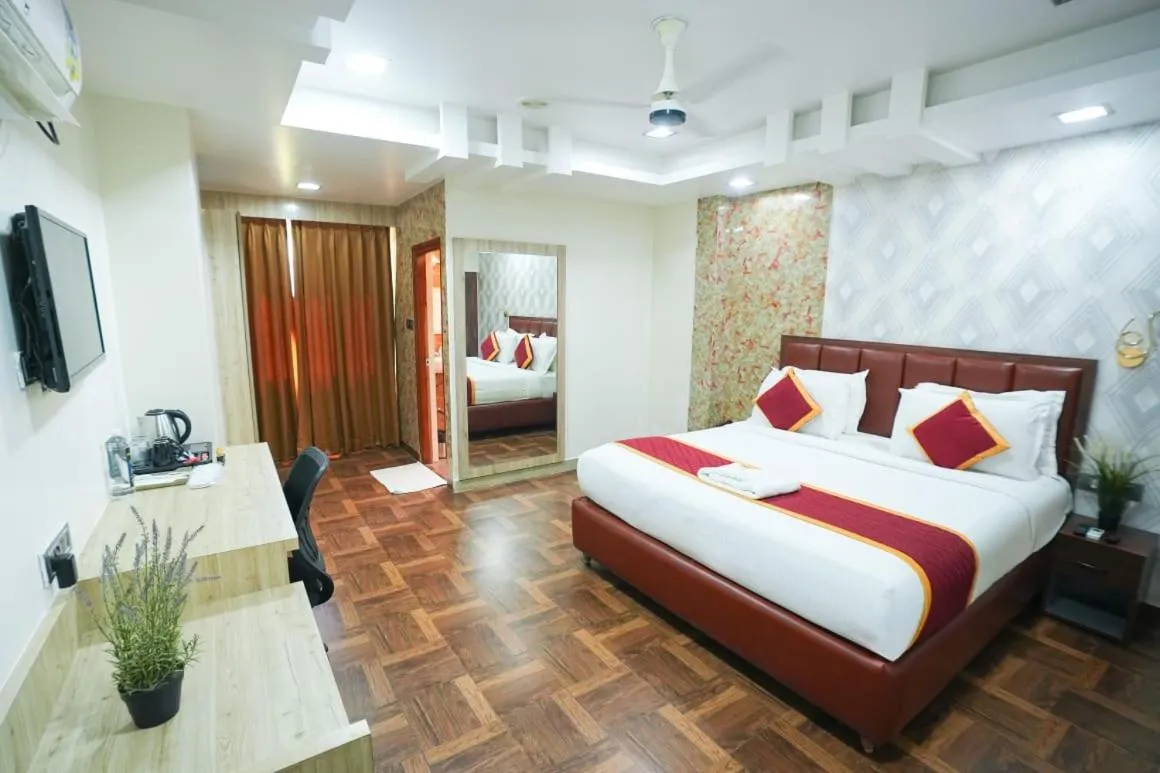 Photo of the whole room, Bed in Sunrise A Boutique Hotel Kondapur