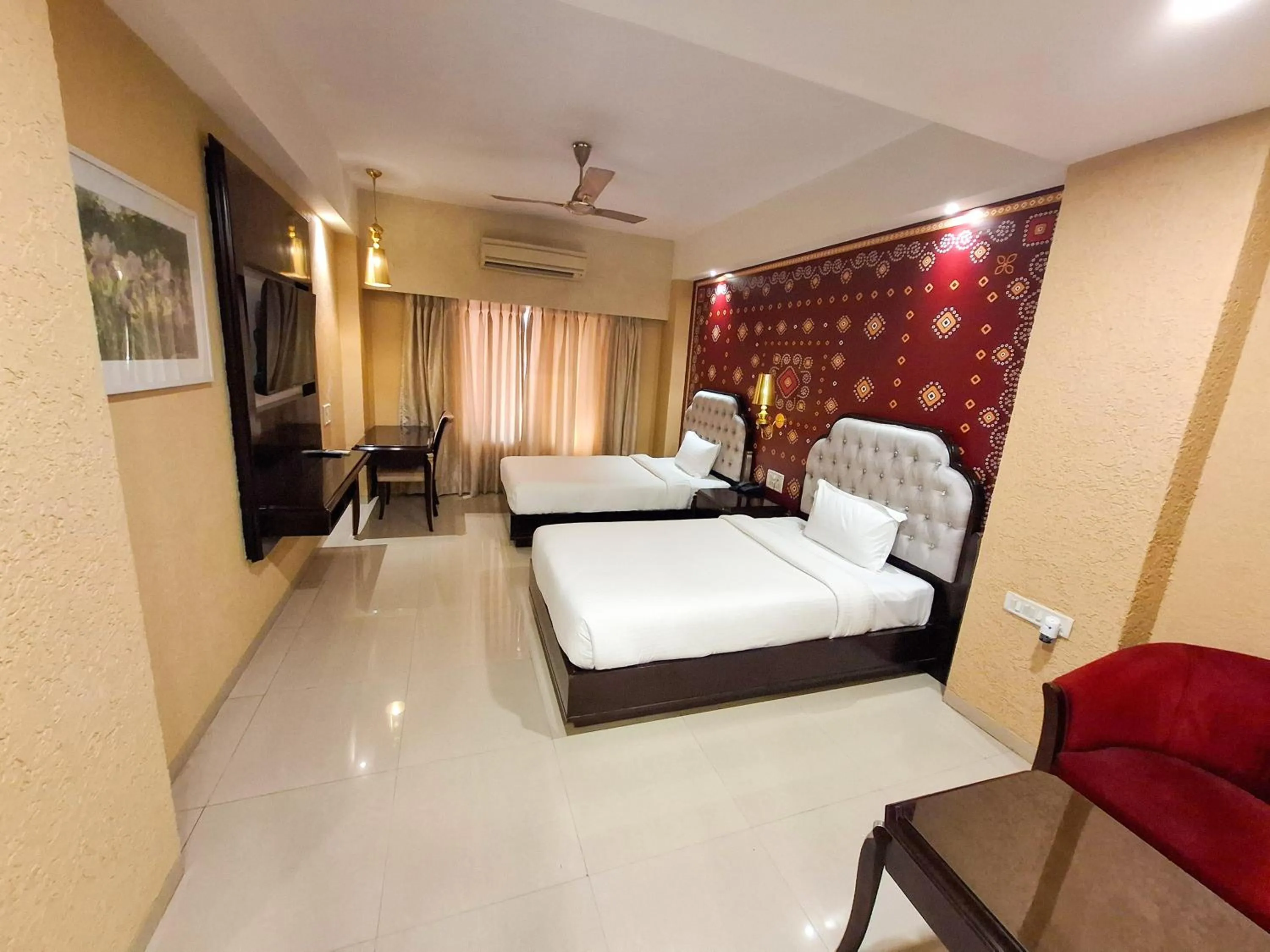 Bed in Aayush Resort Karjat