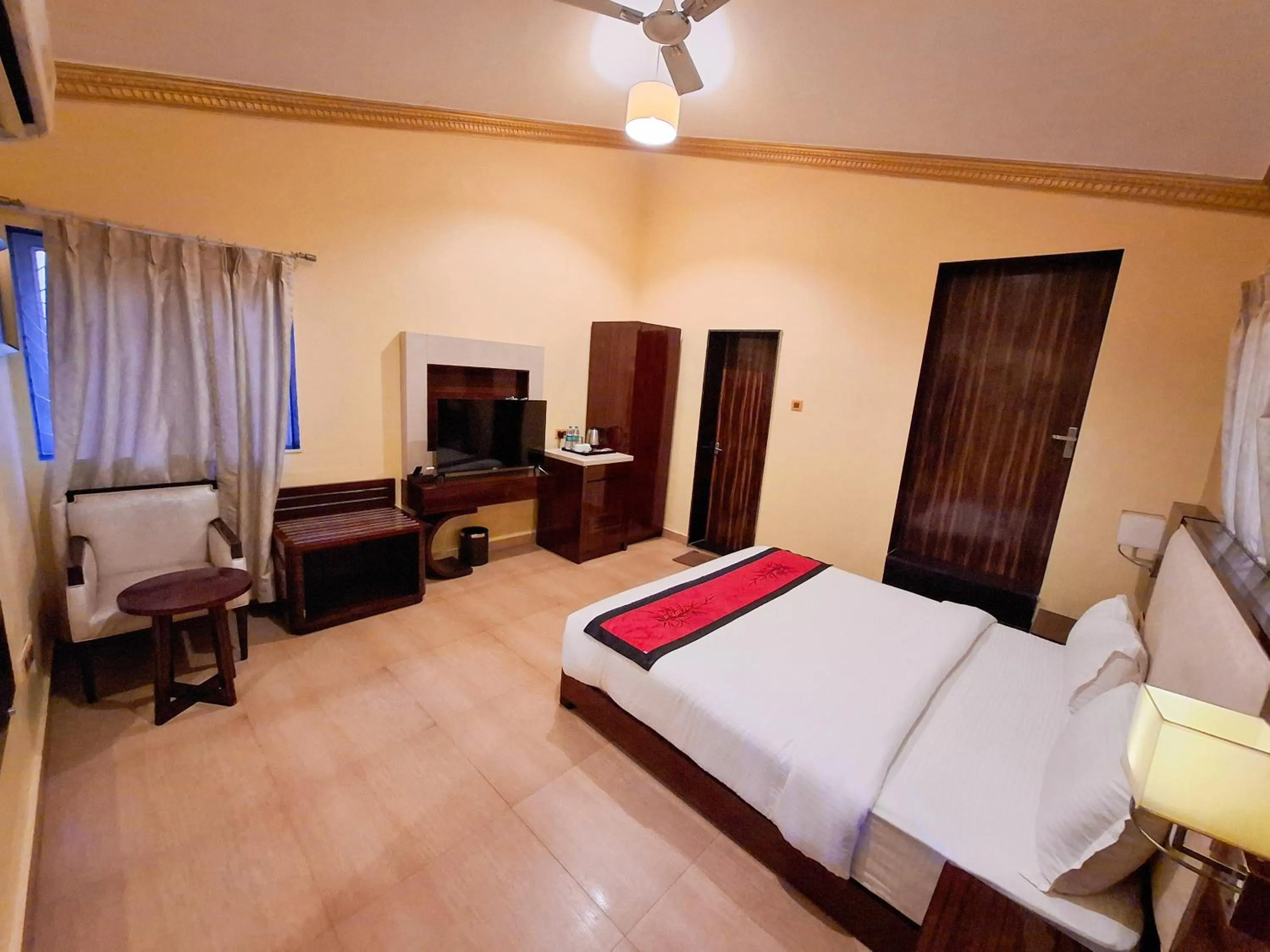 Bed in Aayush Resort Karjat