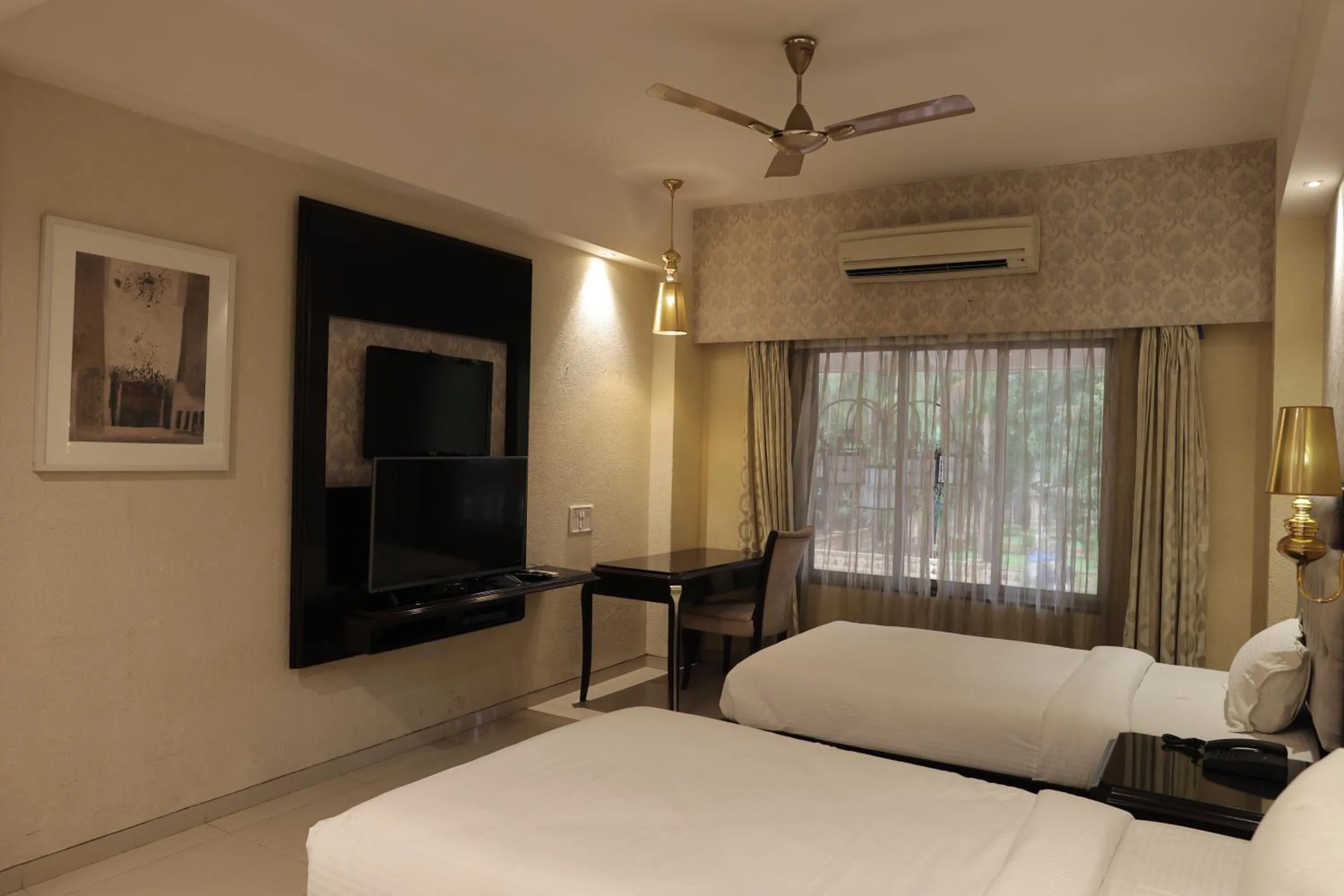 Bedroom, Bed in Aayush Resort