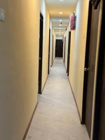 Hotel Marine Line Near Churchgate