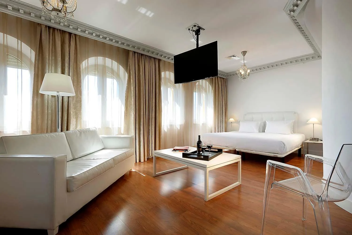 Bed in Exe Victoria Palace