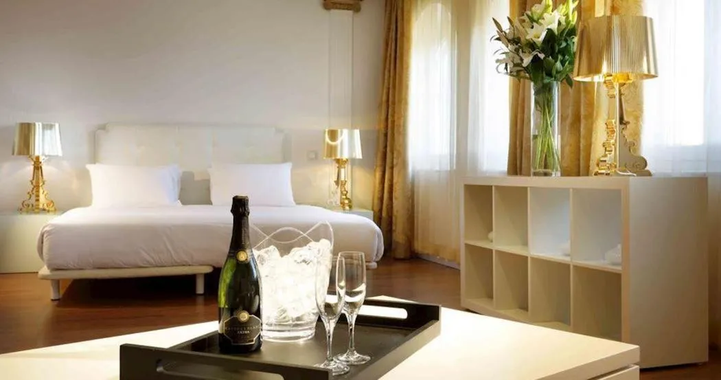 Bed in Exe Victoria Palace