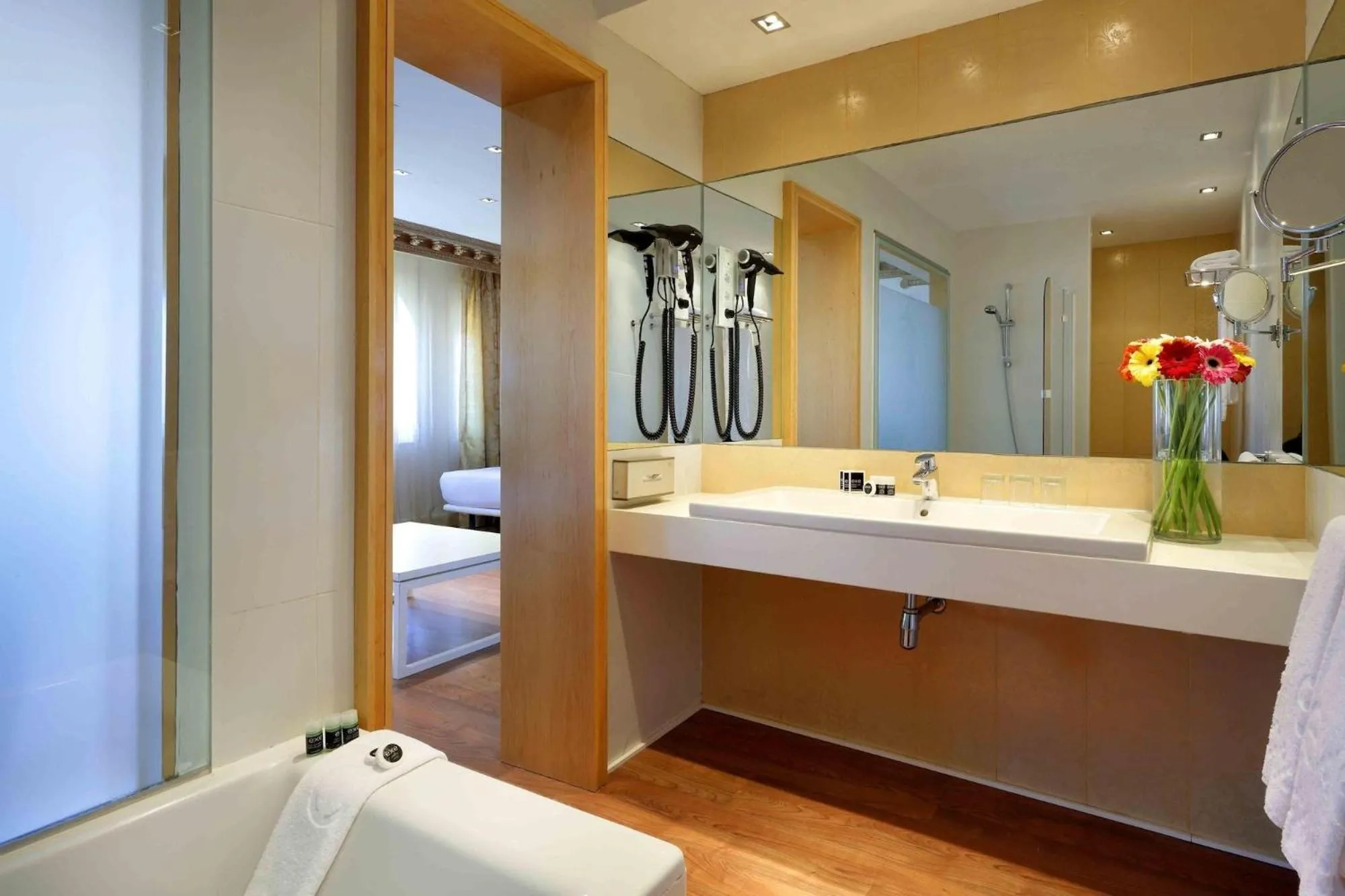 Bathroom in Exe Victoria Palace