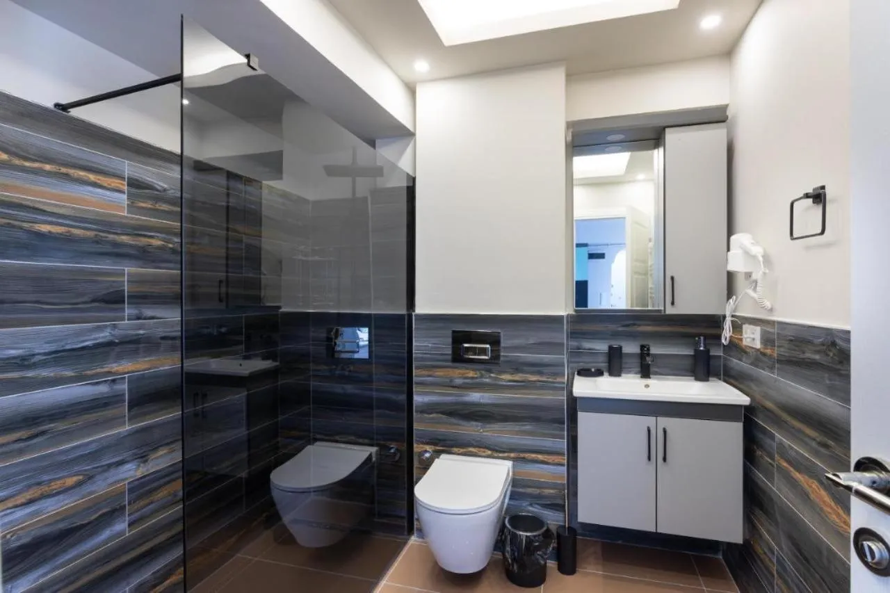 Shower in by Abraham Galata