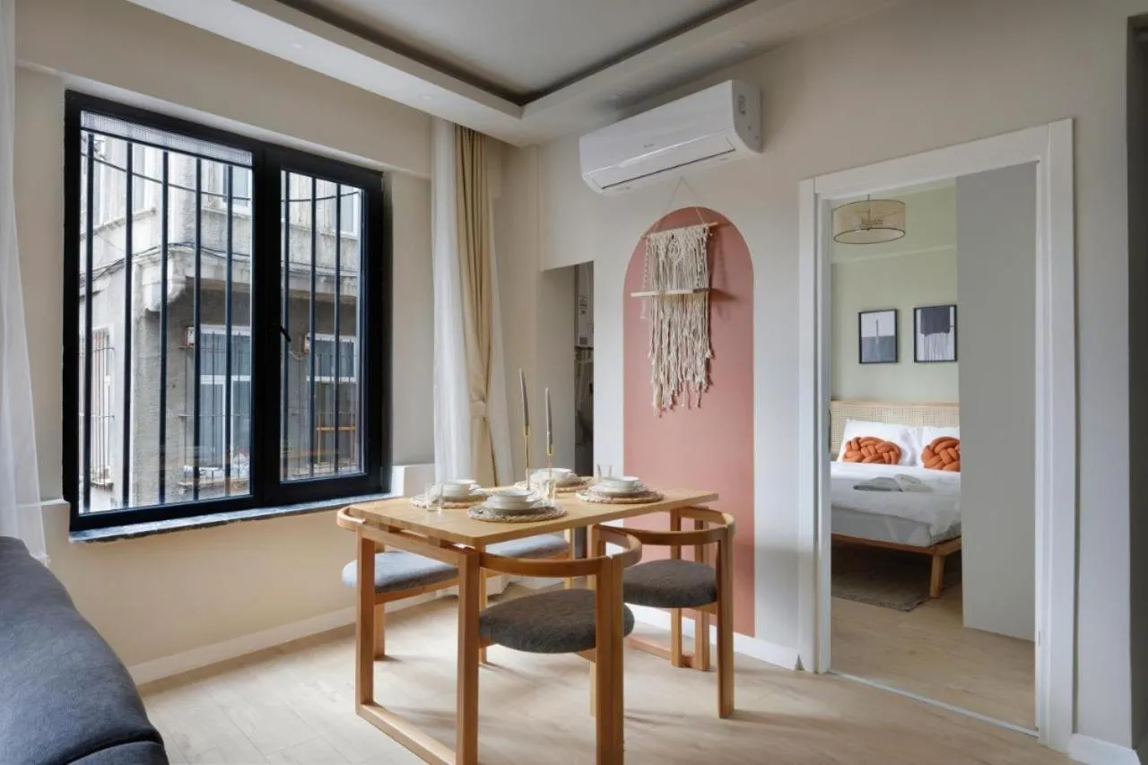 Bed in by Abraham Galata