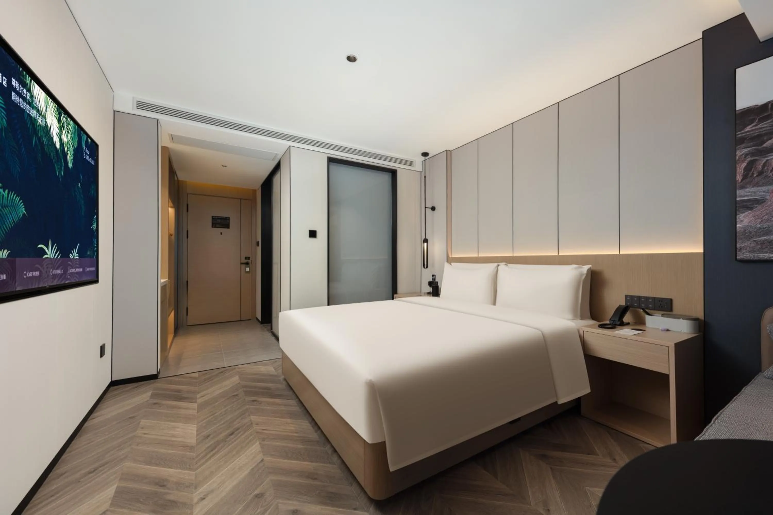 Photo of the whole room, Bed in Atour X Hotel Chengdu Jinhua Wanda Zhonggang Plaza