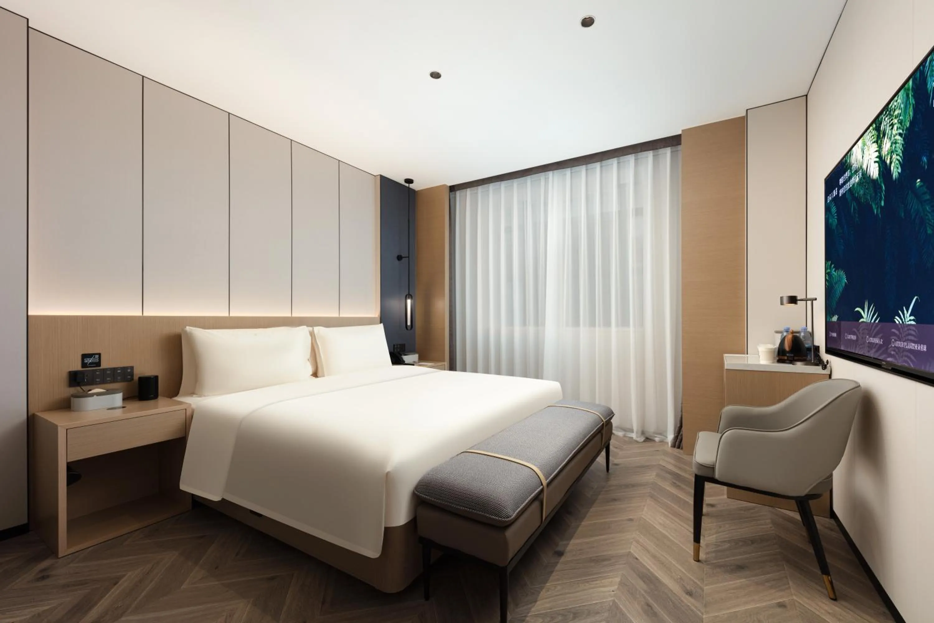 Photo of the whole room, Bed in Atour X Hotel Chengdu Jinhua Wanda Zhonggang Plaza