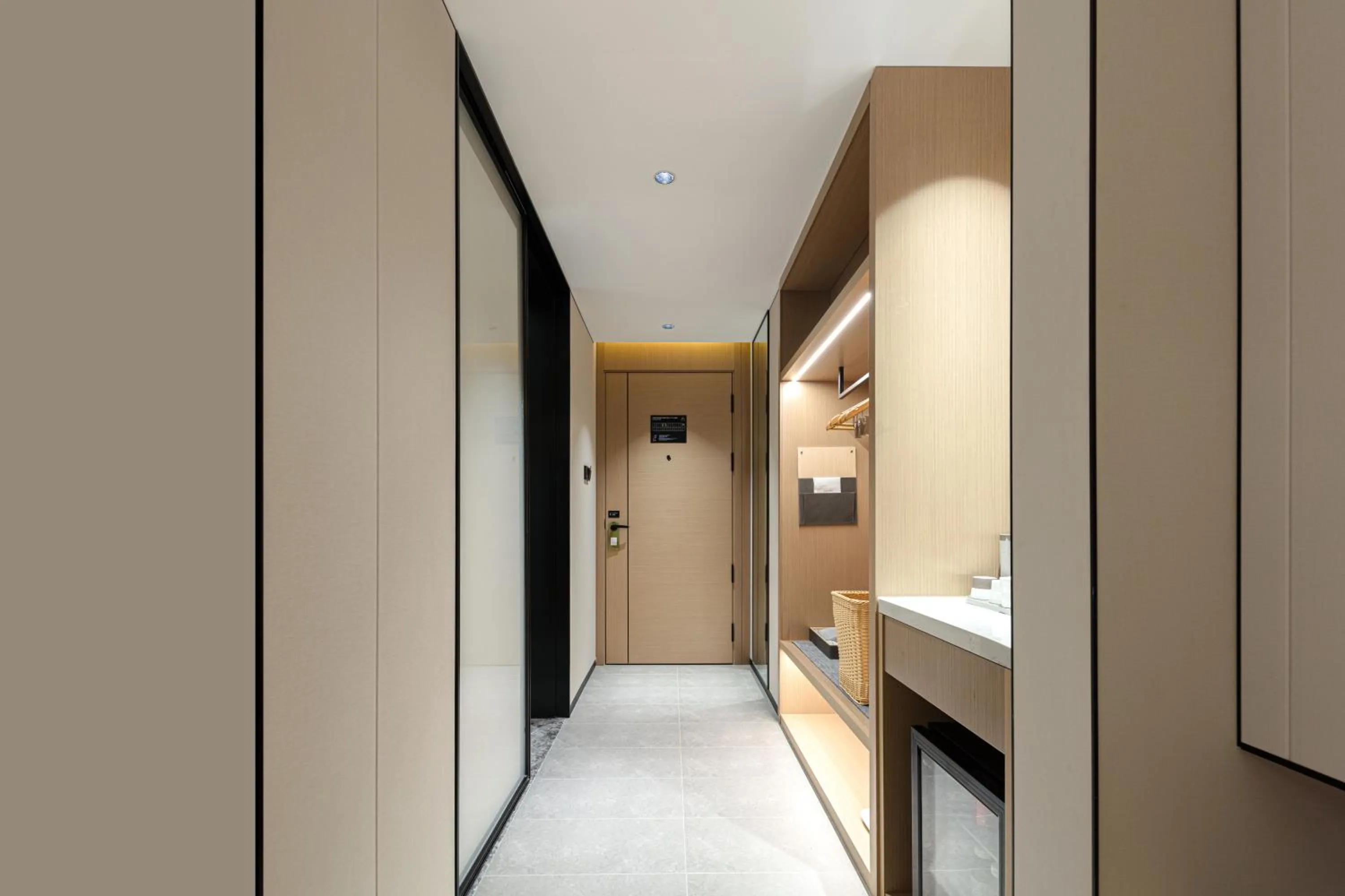 wardrobe, Bed in Atour X Hotel Chengdu Jinhua Wanda Zhonggang Plaza