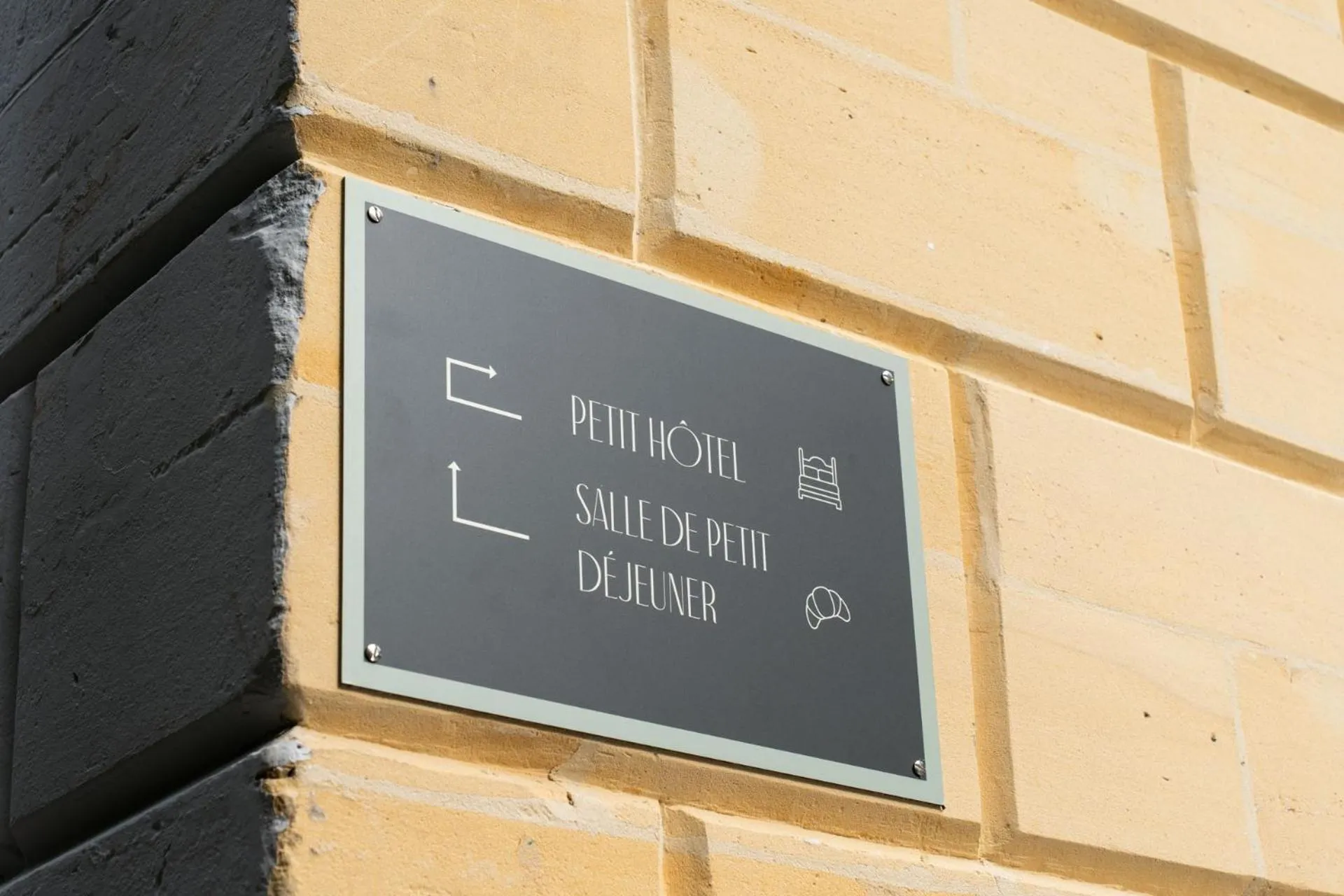 Property logo or sign in Villa V - Petit Hôtel