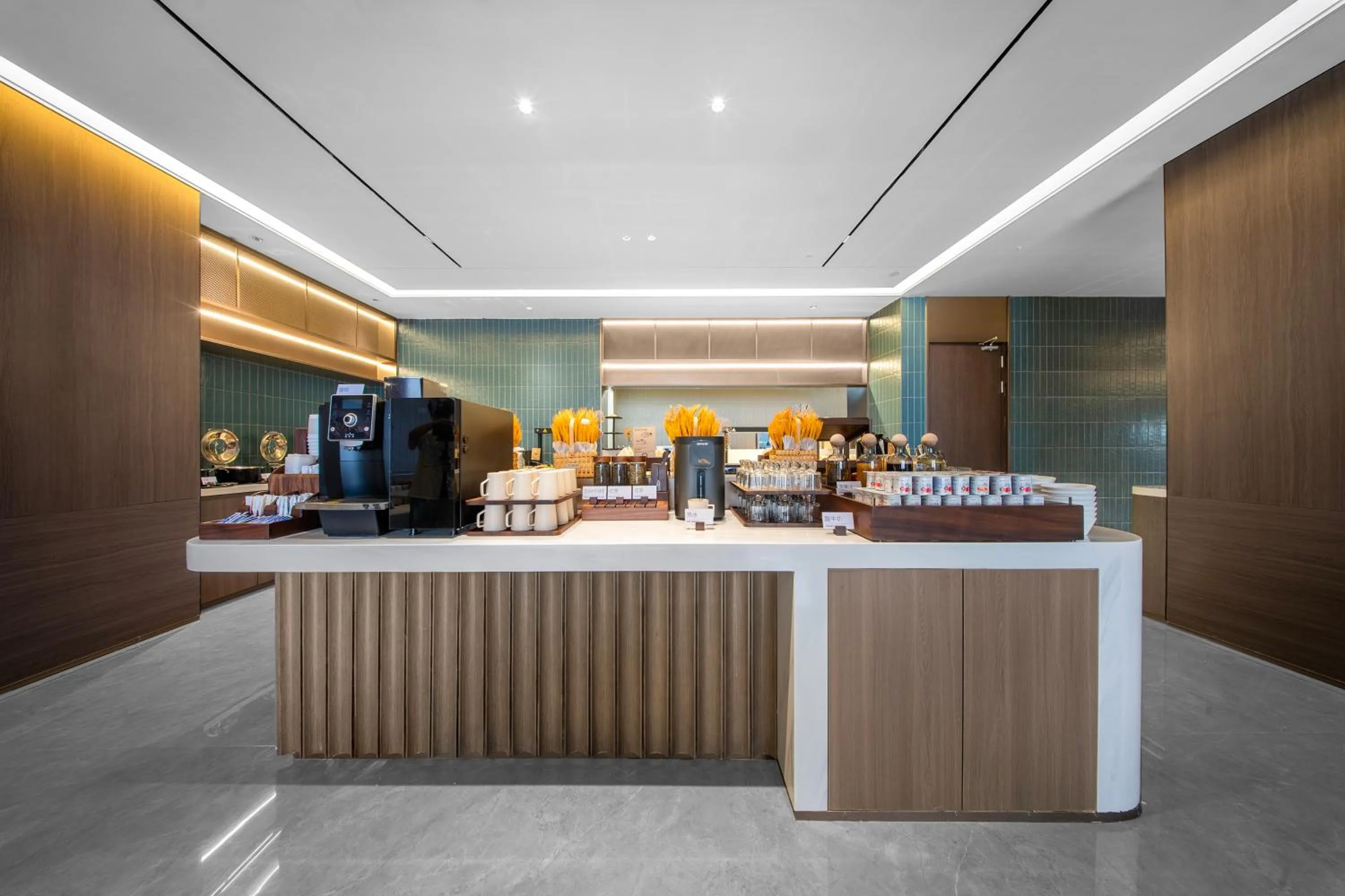 Atour Hotel Chengdu Jinniui Yipintianxia