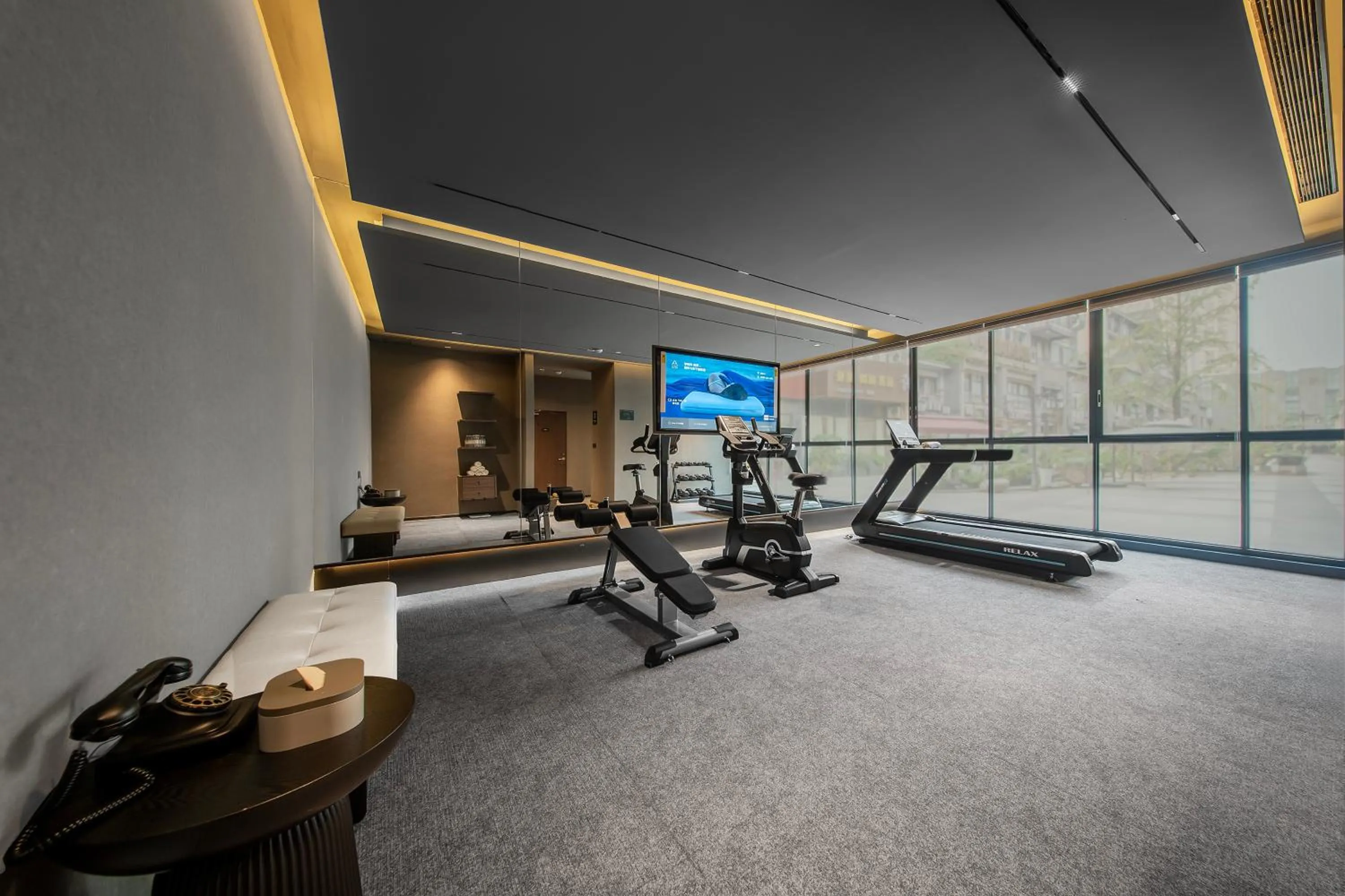 Atour Hotel Chengdu Jinniui Yipintianxia