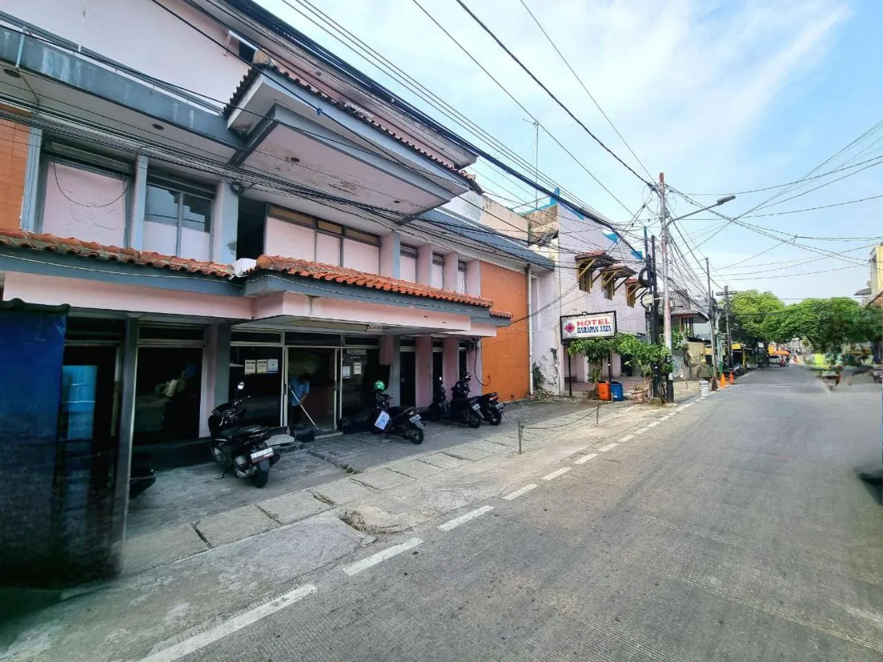 Street view in Hotel Harapan Jaya