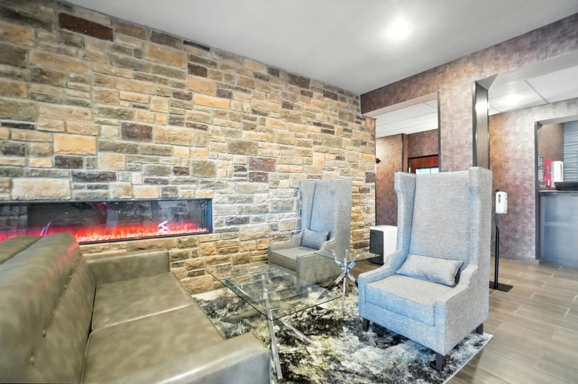 Lobby or reception in Cobblestone Hotel & Suites - Bellefontaine