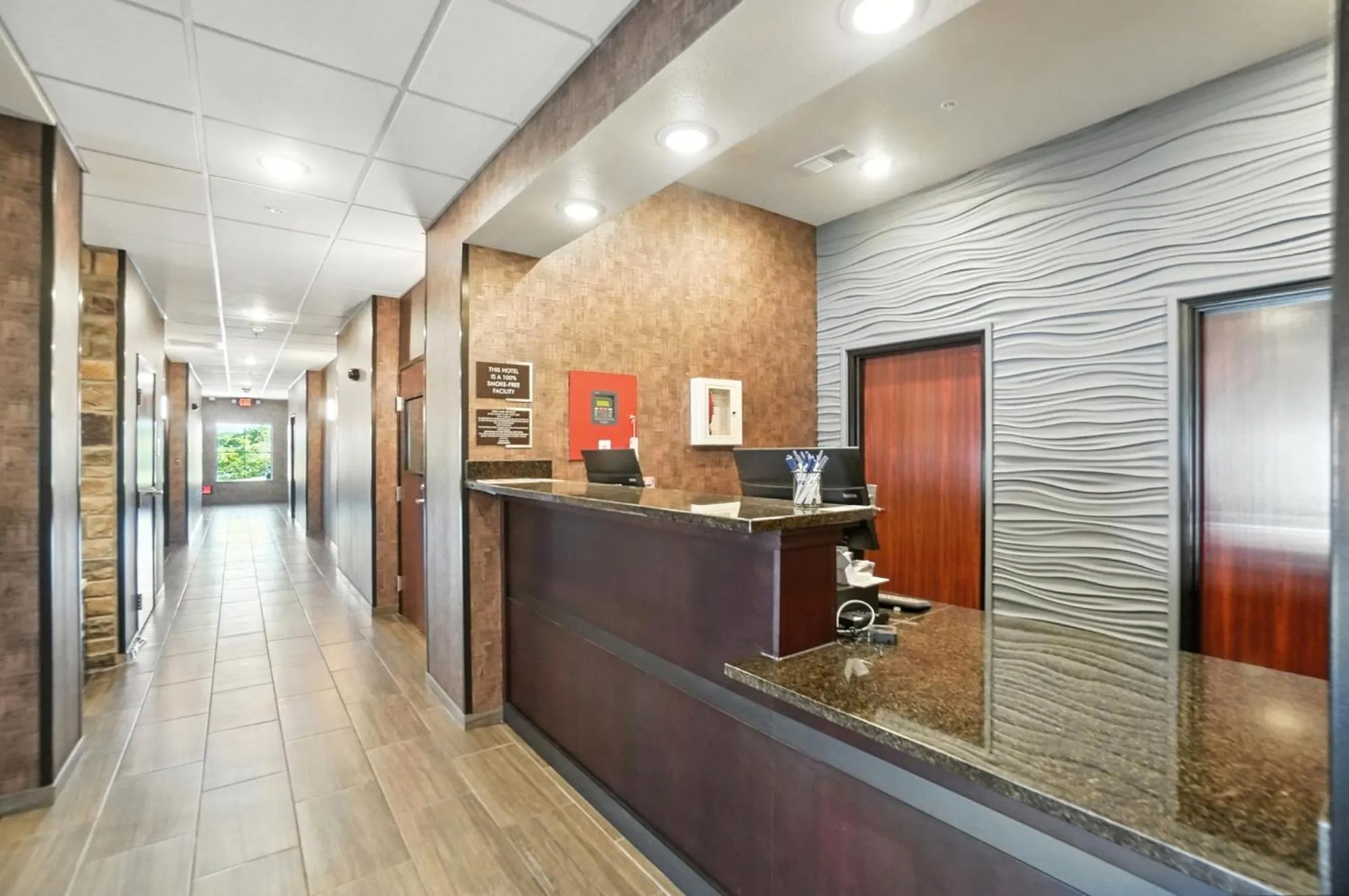Lobby or reception in Cobblestone Hotel & Suites - Bellefontaine