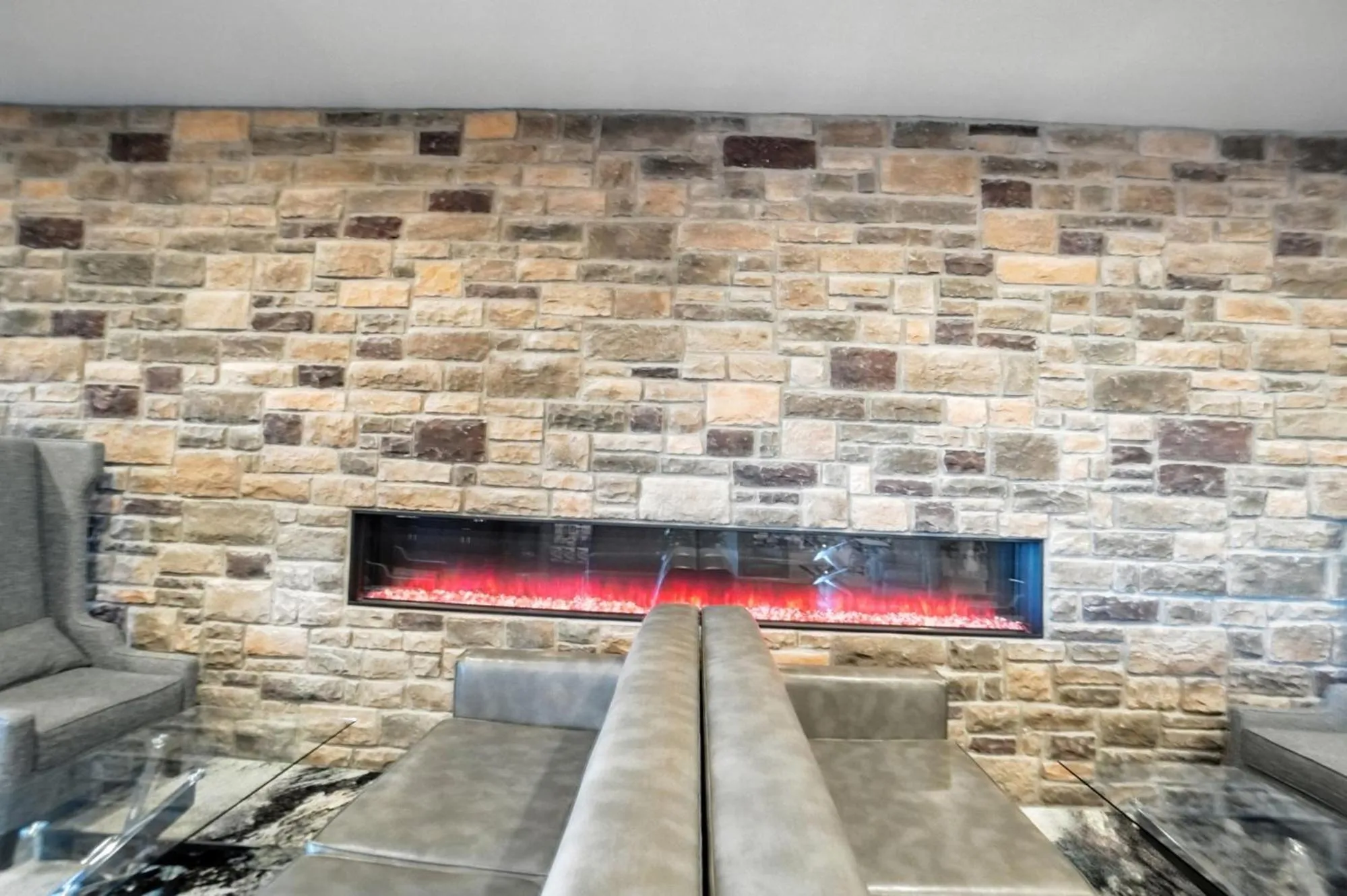 Lobby or reception in Cobblestone Hotel & Suites - Bellefontaine