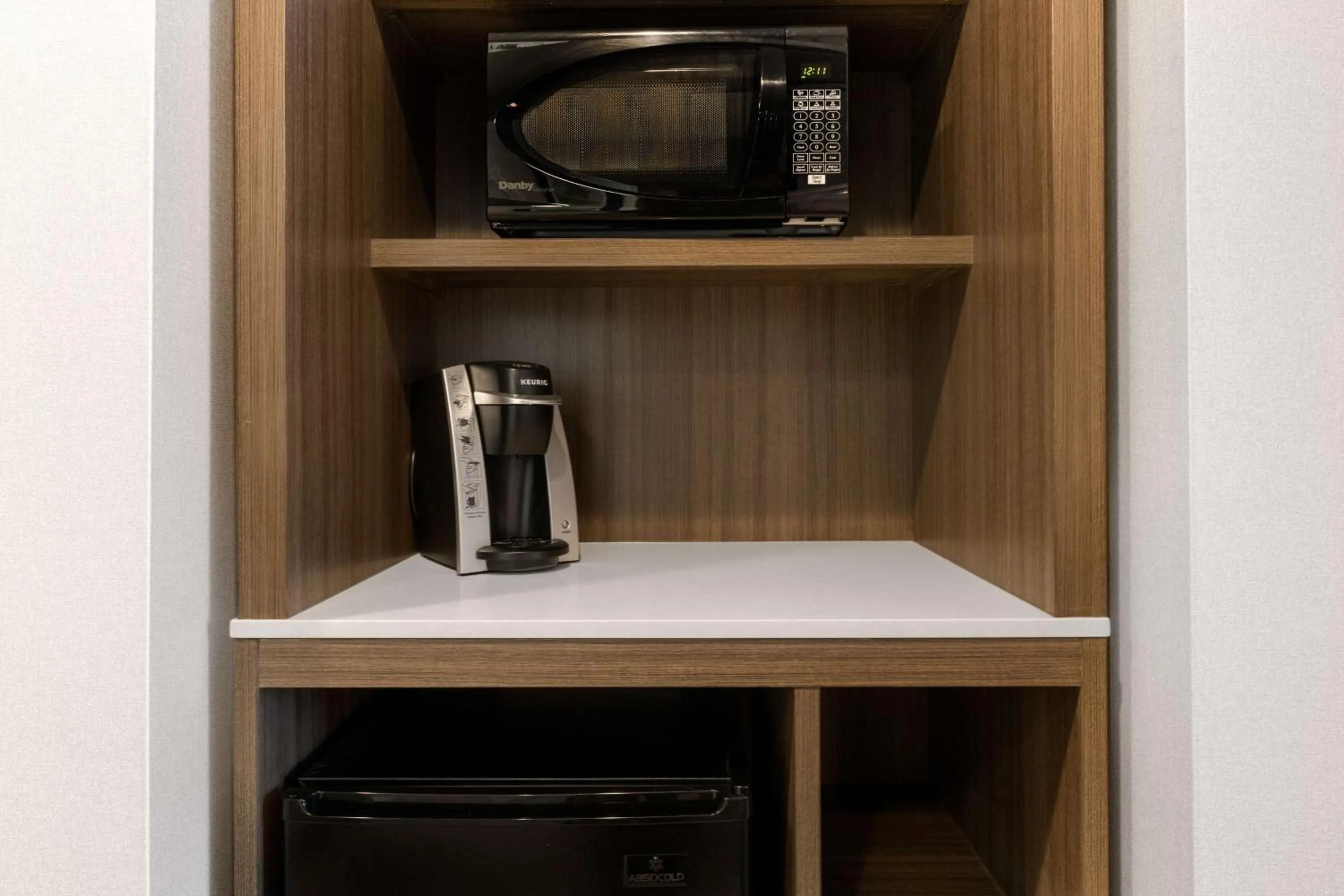 Photo of the whole room in Hilton Garden Inn Burlington Downtown