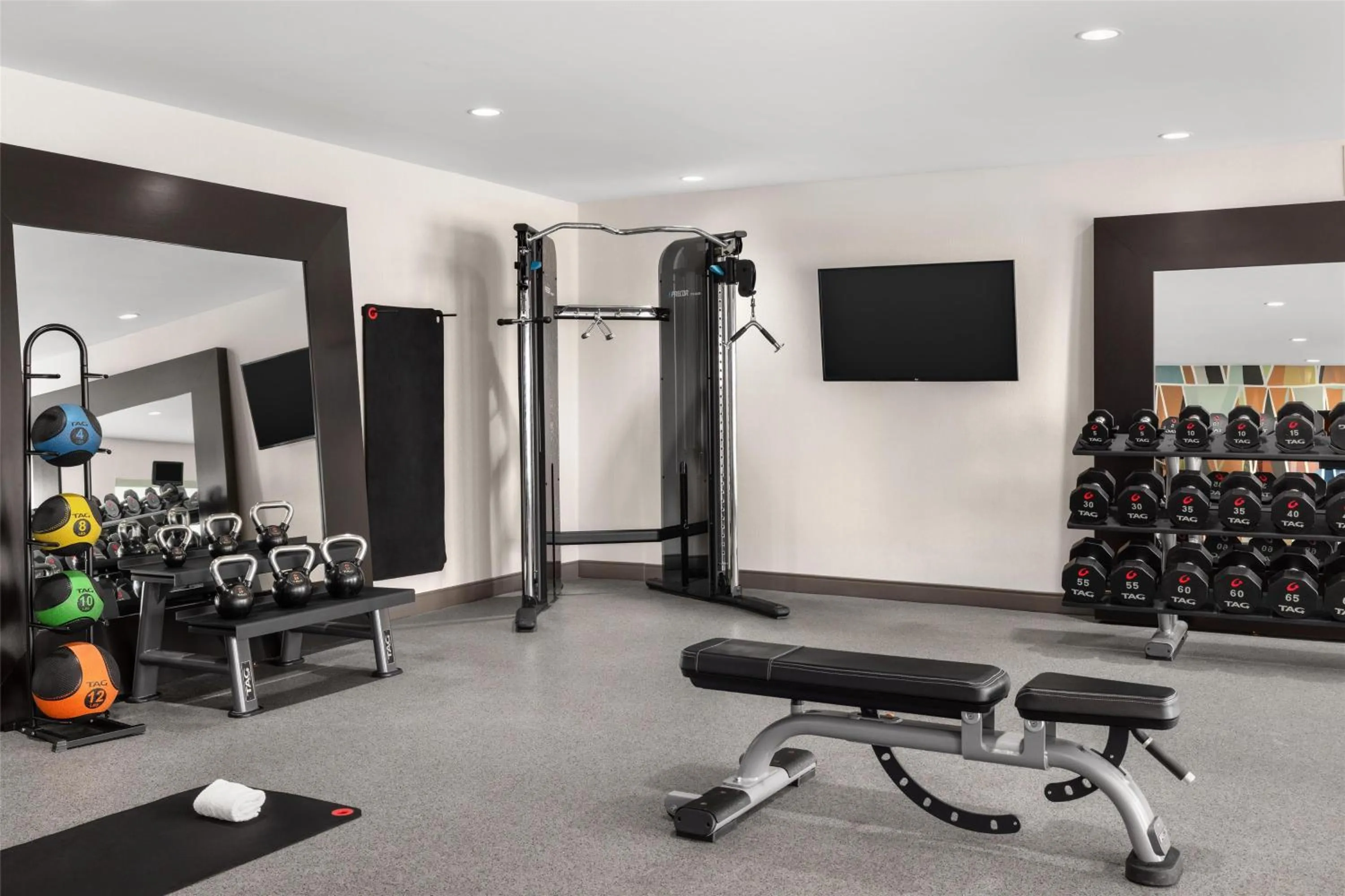 Fitness centre/facilities in Hilton Garden Inn Burlington Downtown