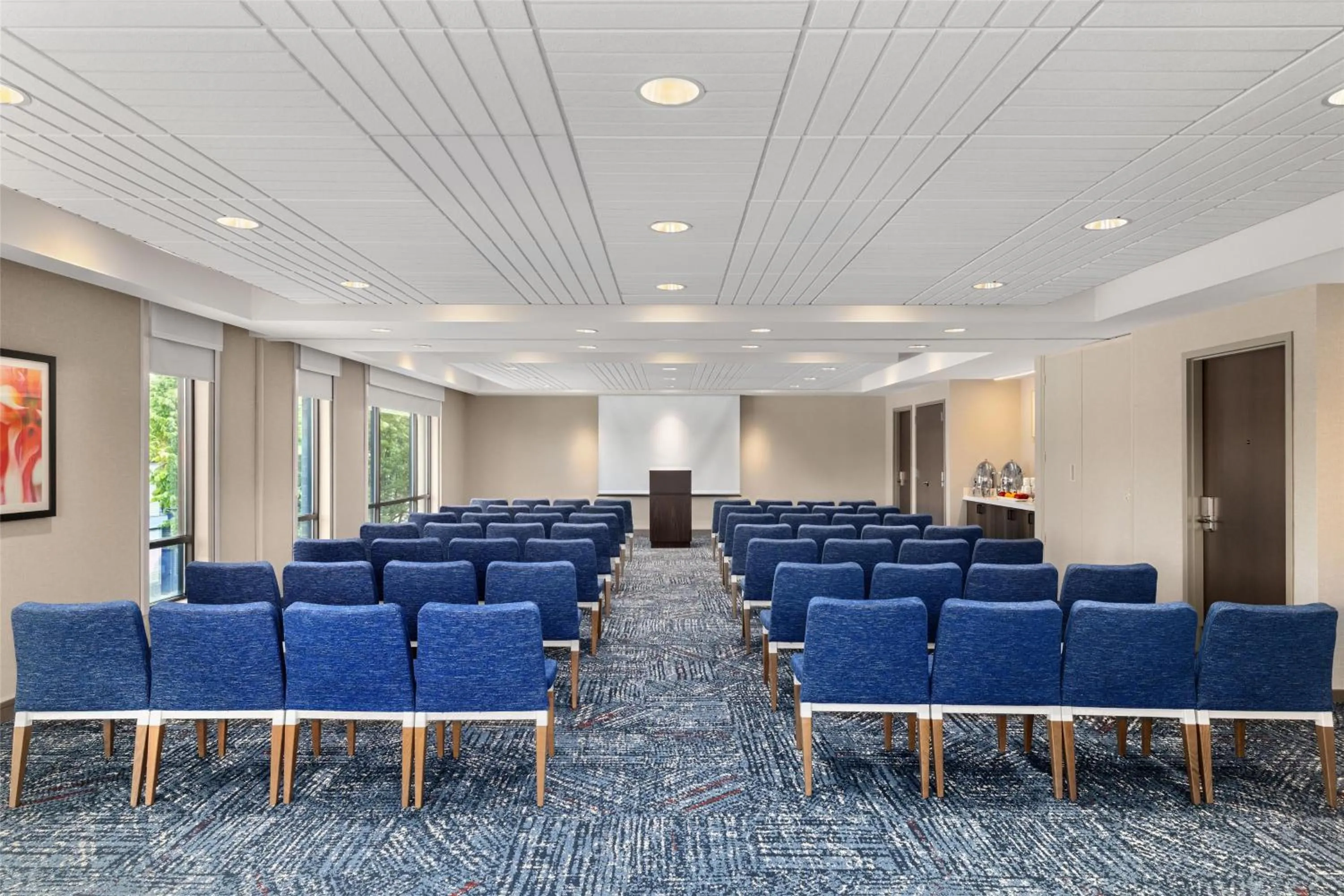Meeting/conference room in Hilton Garden Inn Burlington Downtown