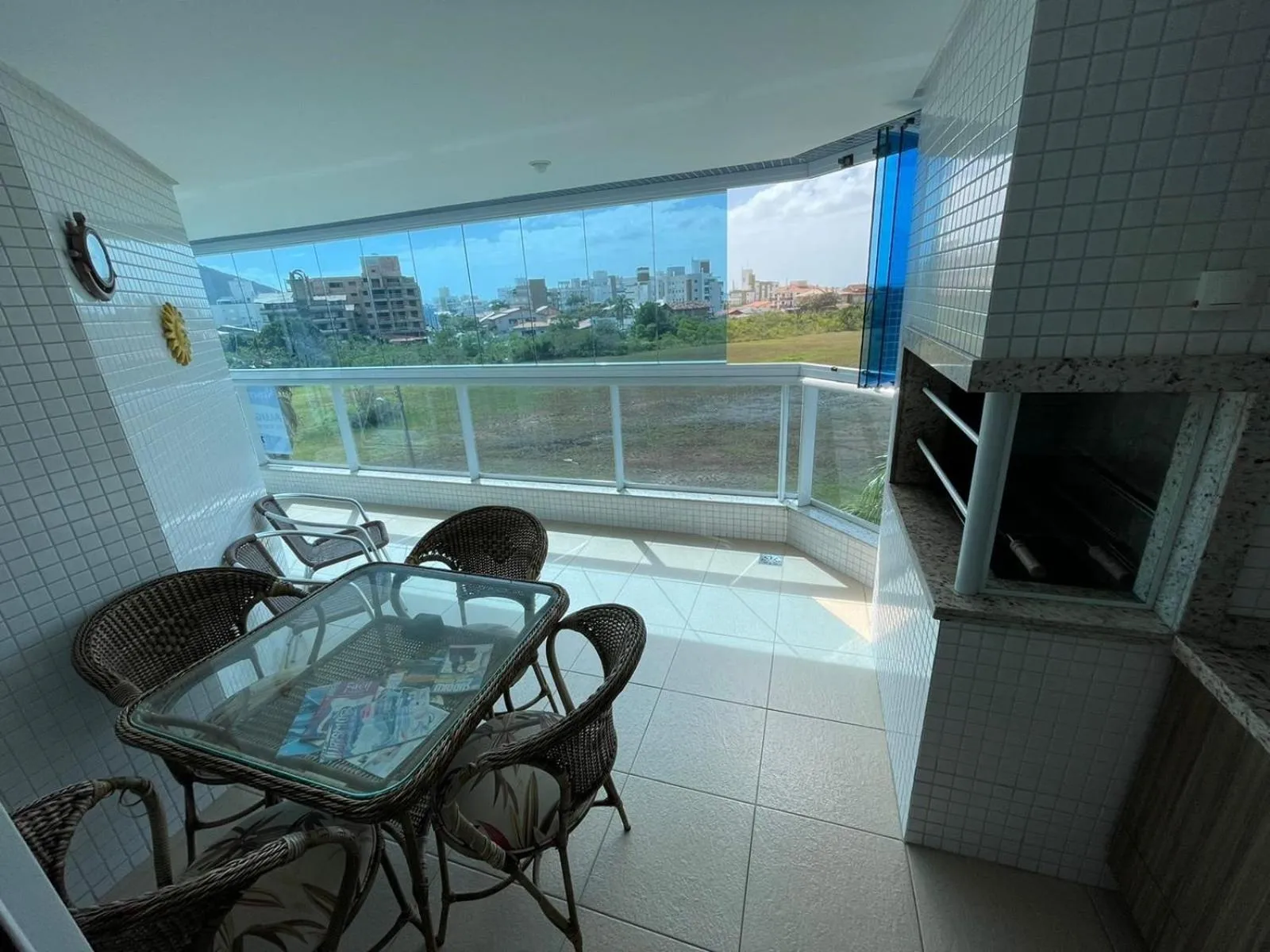 Cód 113 - Apartamento vista para o mar
