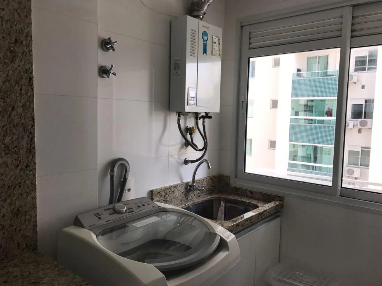 Cód 113 - Apartamento vista para o mar