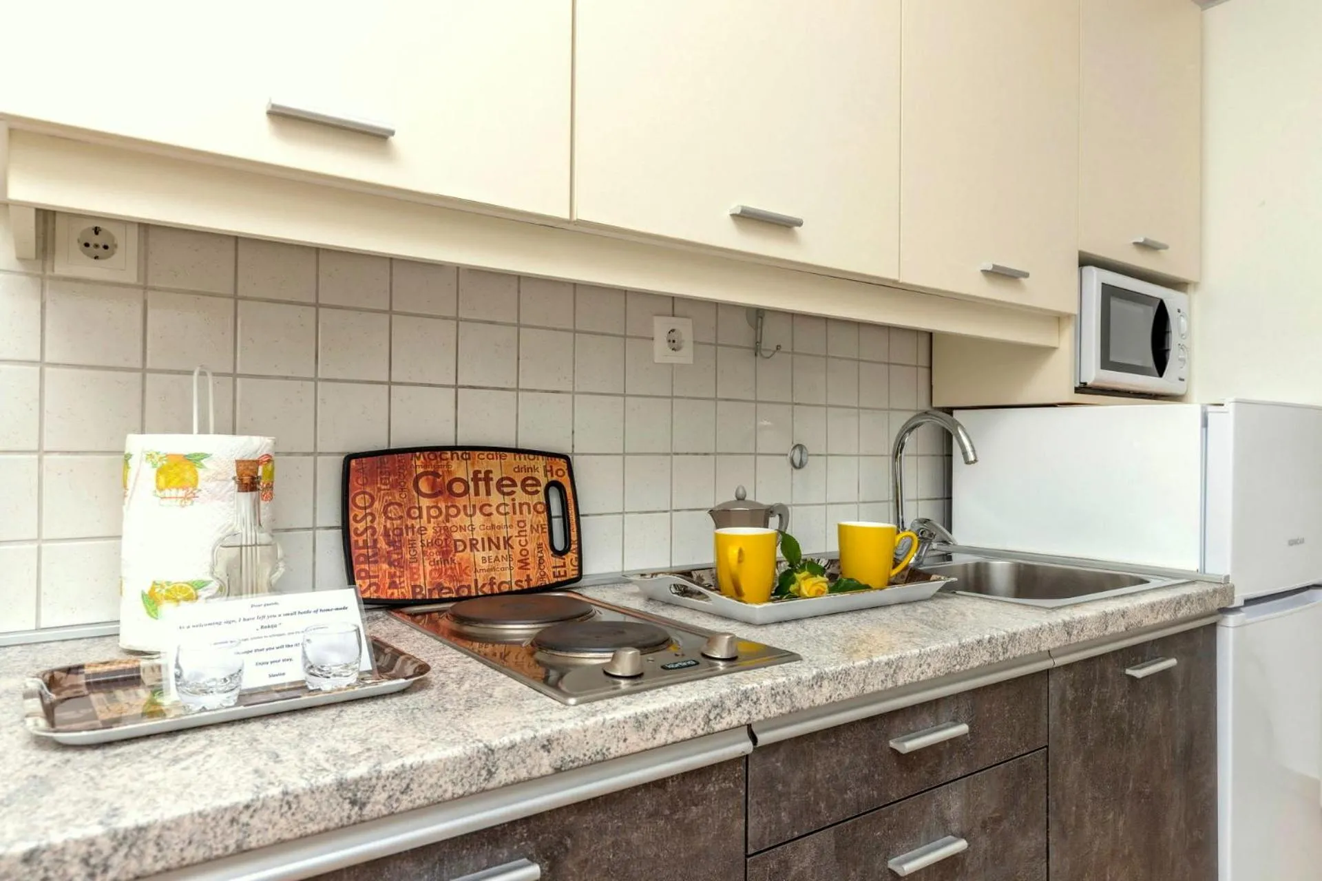 Coffee/tea facilities in Apartments Kremenici