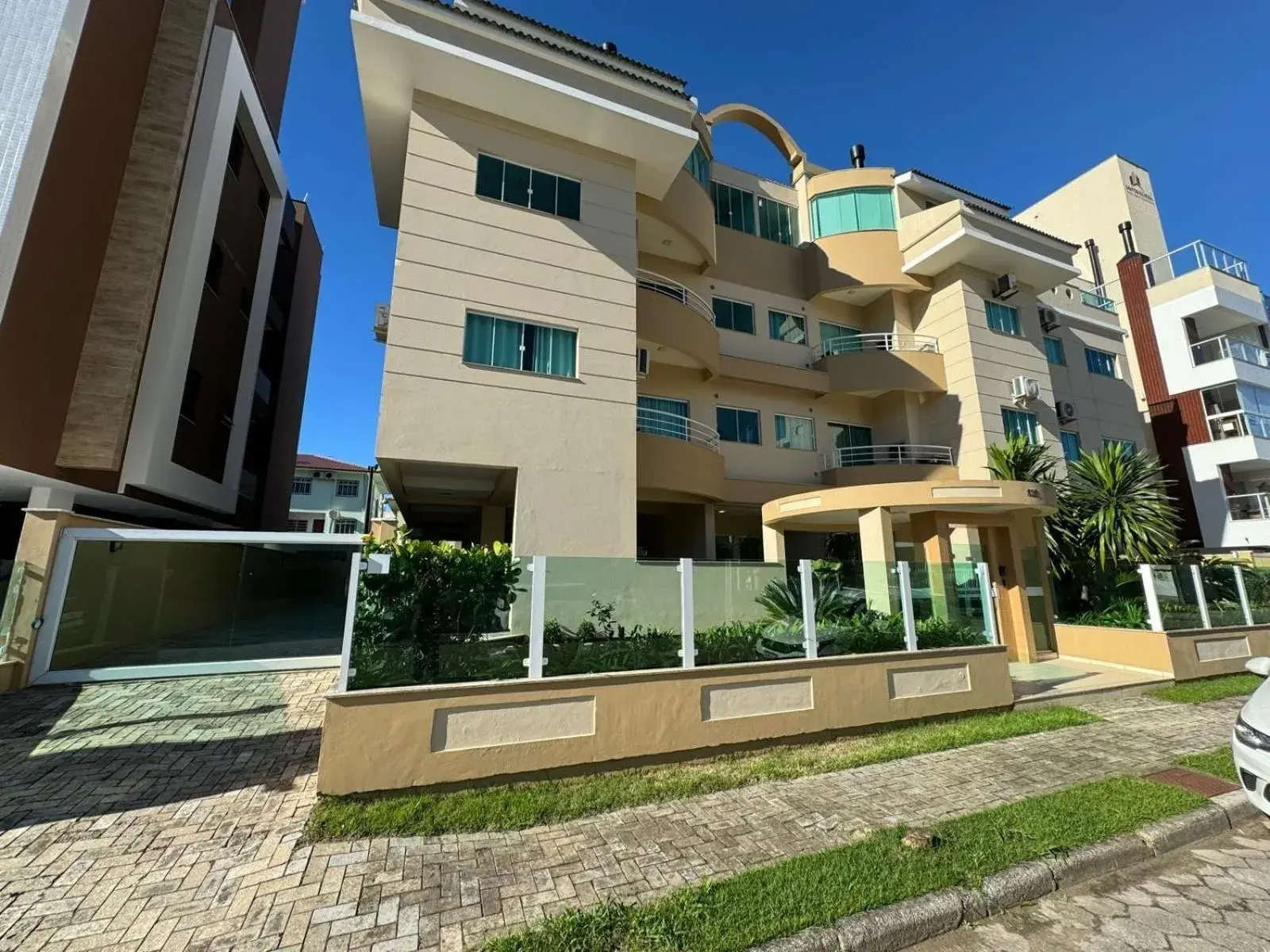 Cód 86 - Apartamento á 100m do mar Cód 86 - Apartamento á 100m do mar