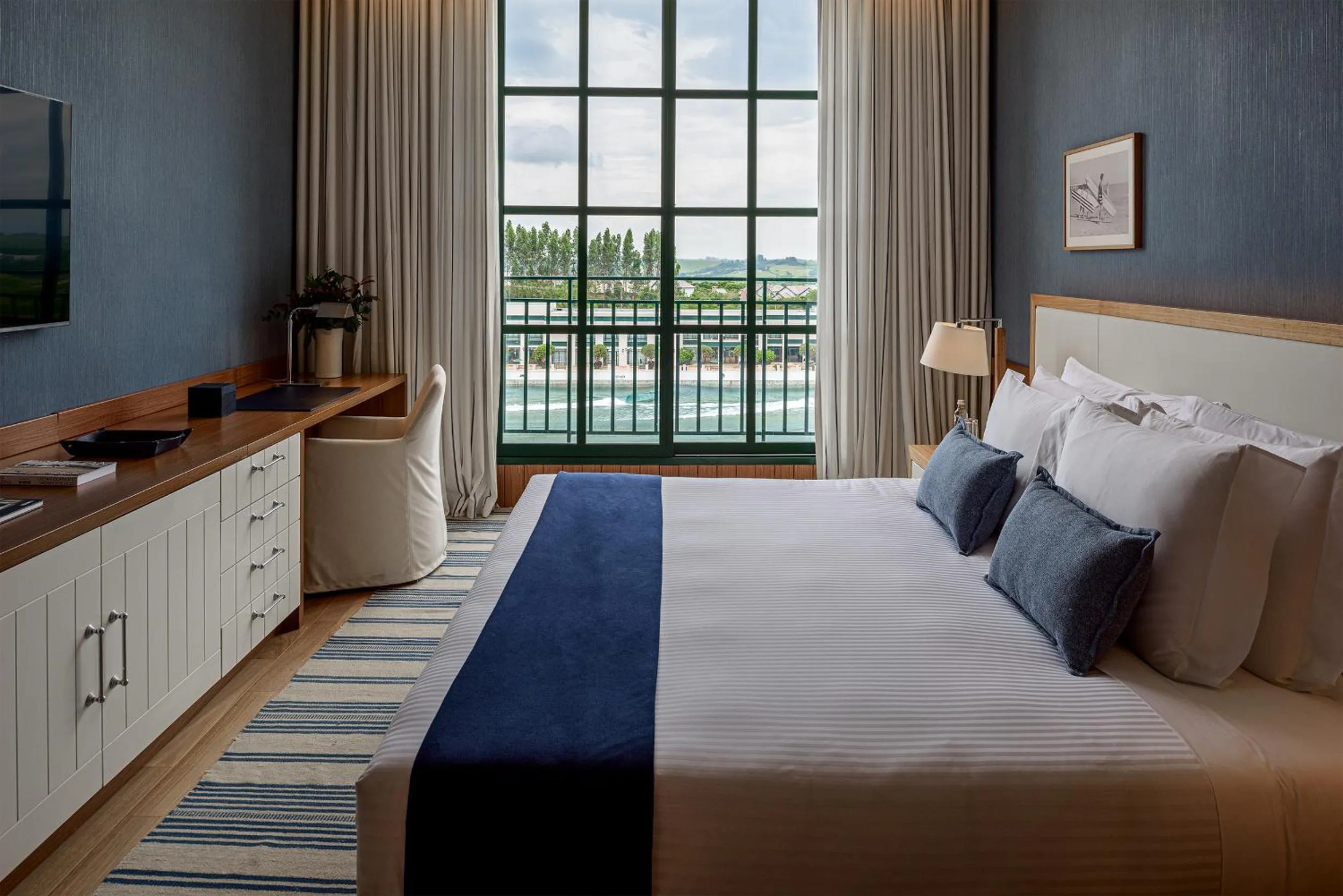 Bedroom, Bed in Boa Vista Surf Lodge