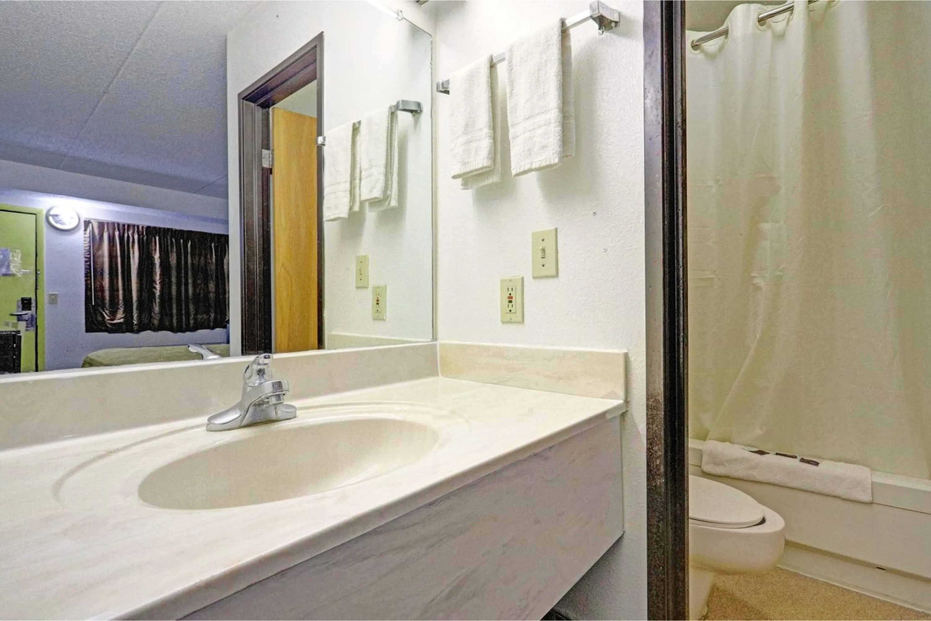 Bathroom in Brookville Inn By OYO Near Dayton International Airport