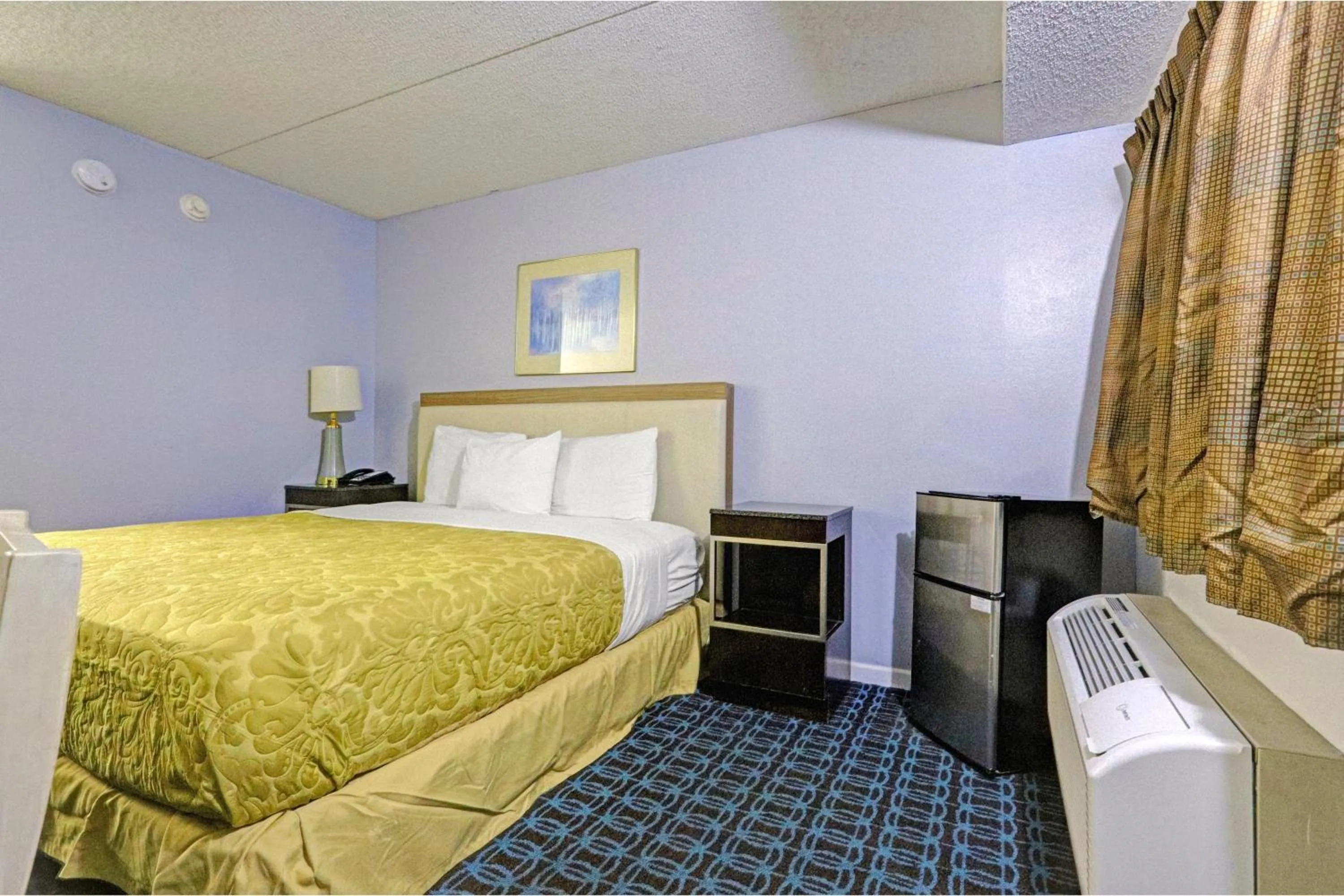 Bedroom, Bed in Brookville Inn By OYO Near Dayton International Airport