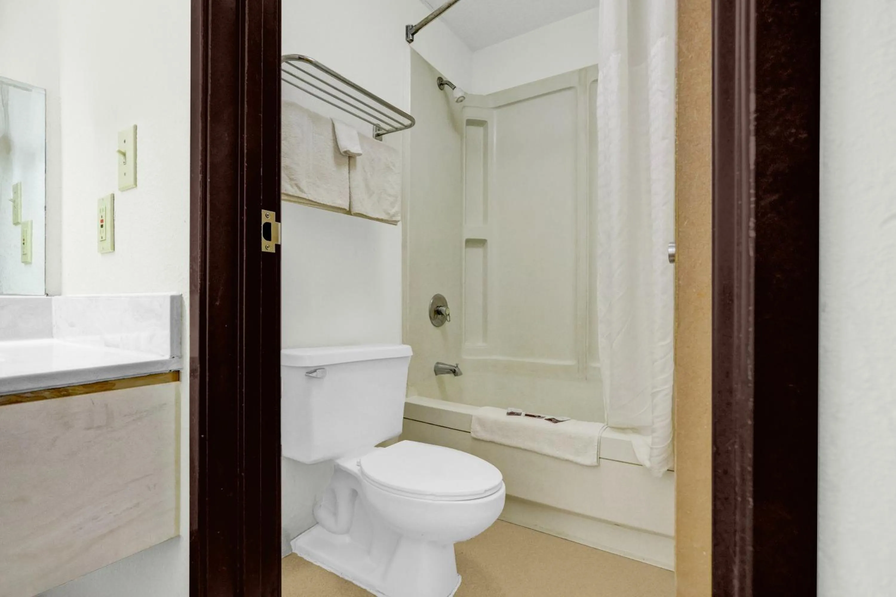 Bathroom in Brookville Inn By OYO Near Dayton International Airport