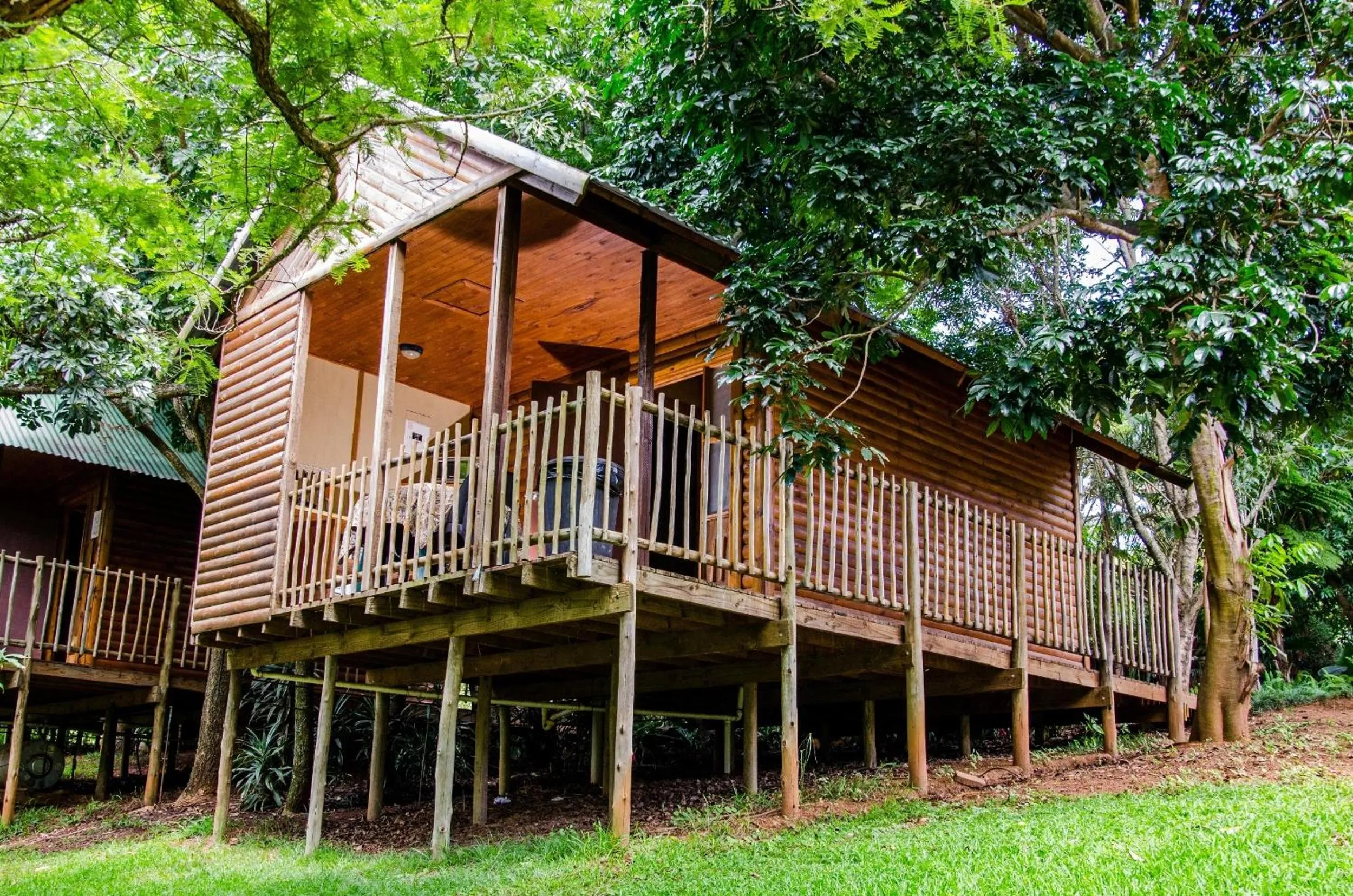 Hippo Waterfront Lodge