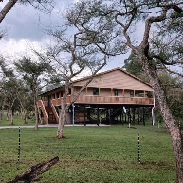 Three-Bedroom Vacation Home  in Hippo Waterfront Lodge