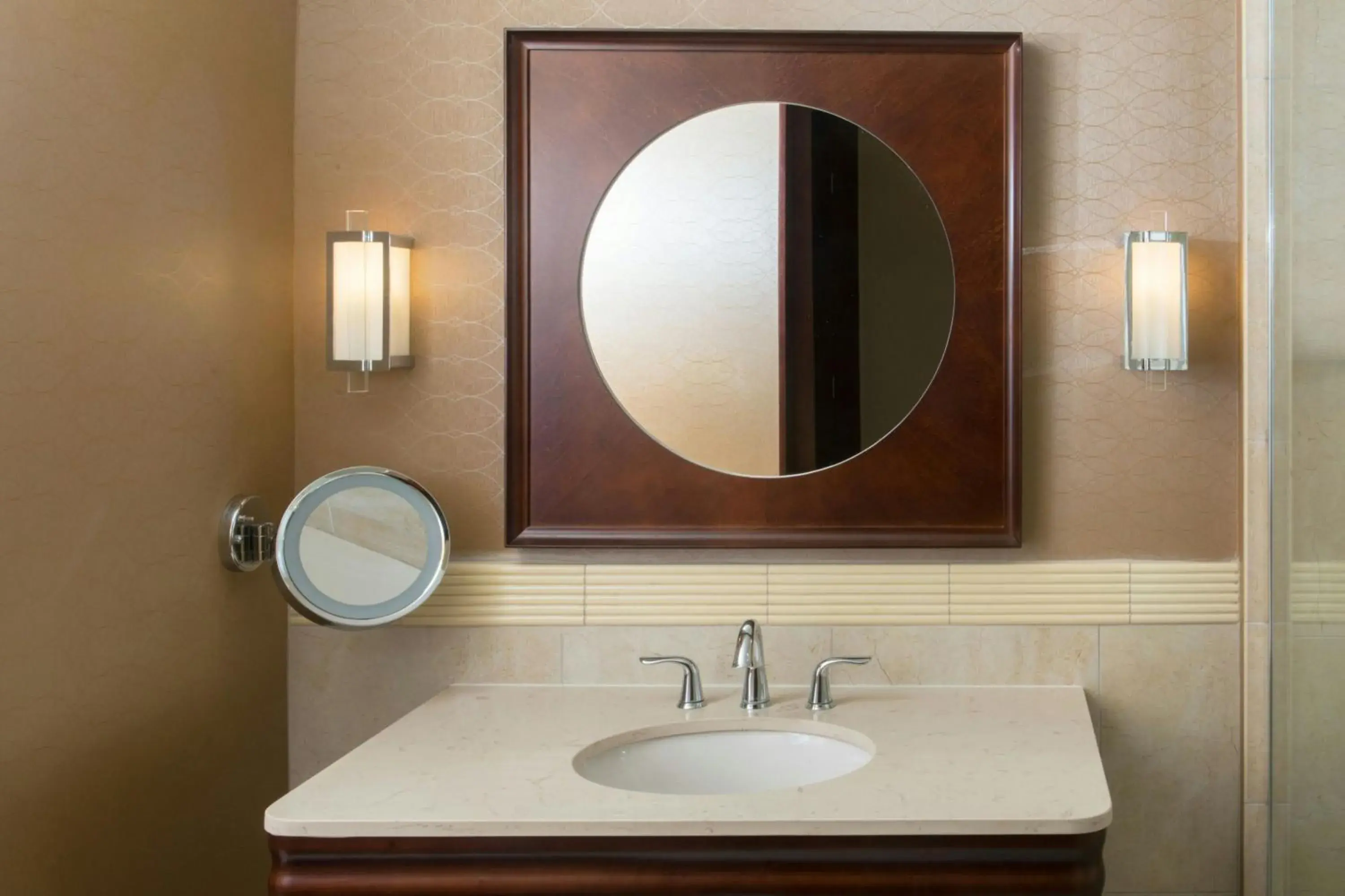 1 Bedroom Junior Suite, 1 King, Sofa bed in Sheraton Mesa Hotel at Wrigleyville West 1 Bedroom Junior Suite, 1 King, Sofa bed in Sheraton Mesa Hotel at Wrigleyville West