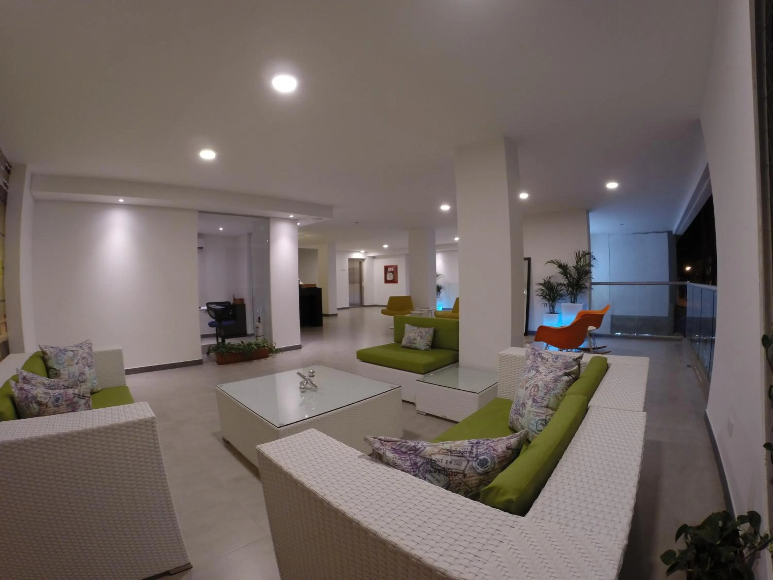 Living room in Del Mar Hotel