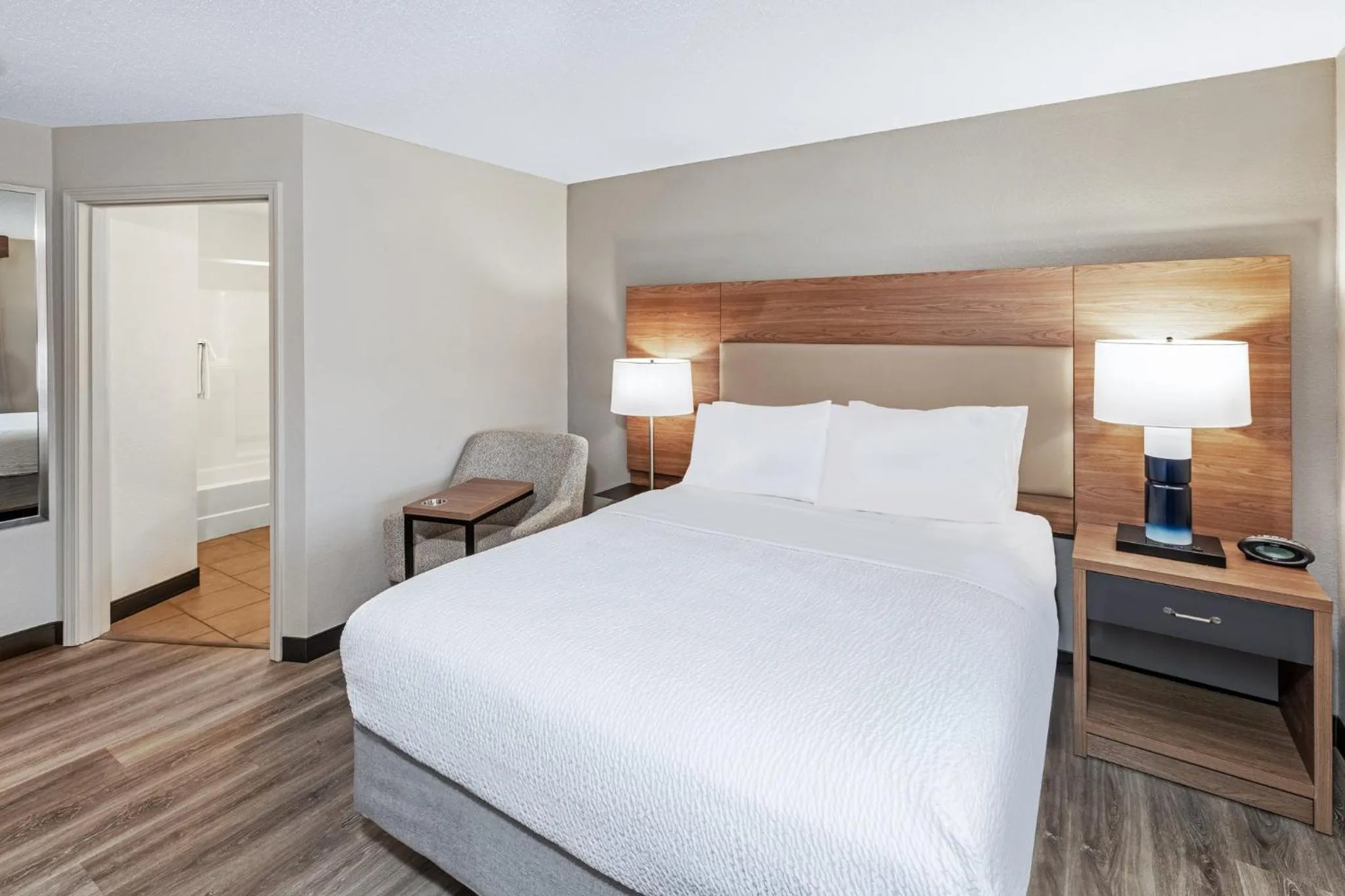 Photo of the whole room, Bed in Candlewood Suites - Topeka West by IHG