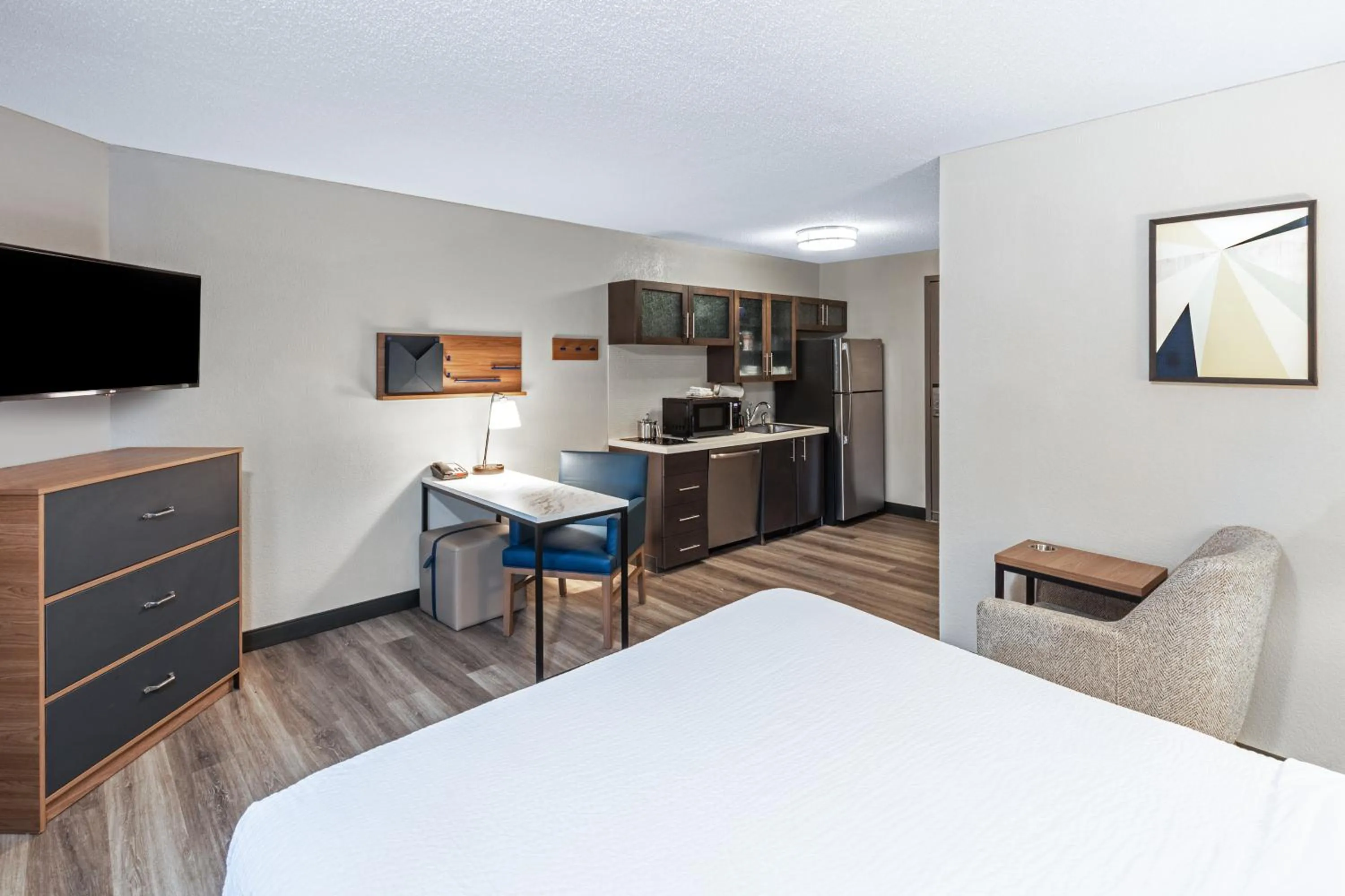 Bed in Candlewood Suites - Topeka West by IHG