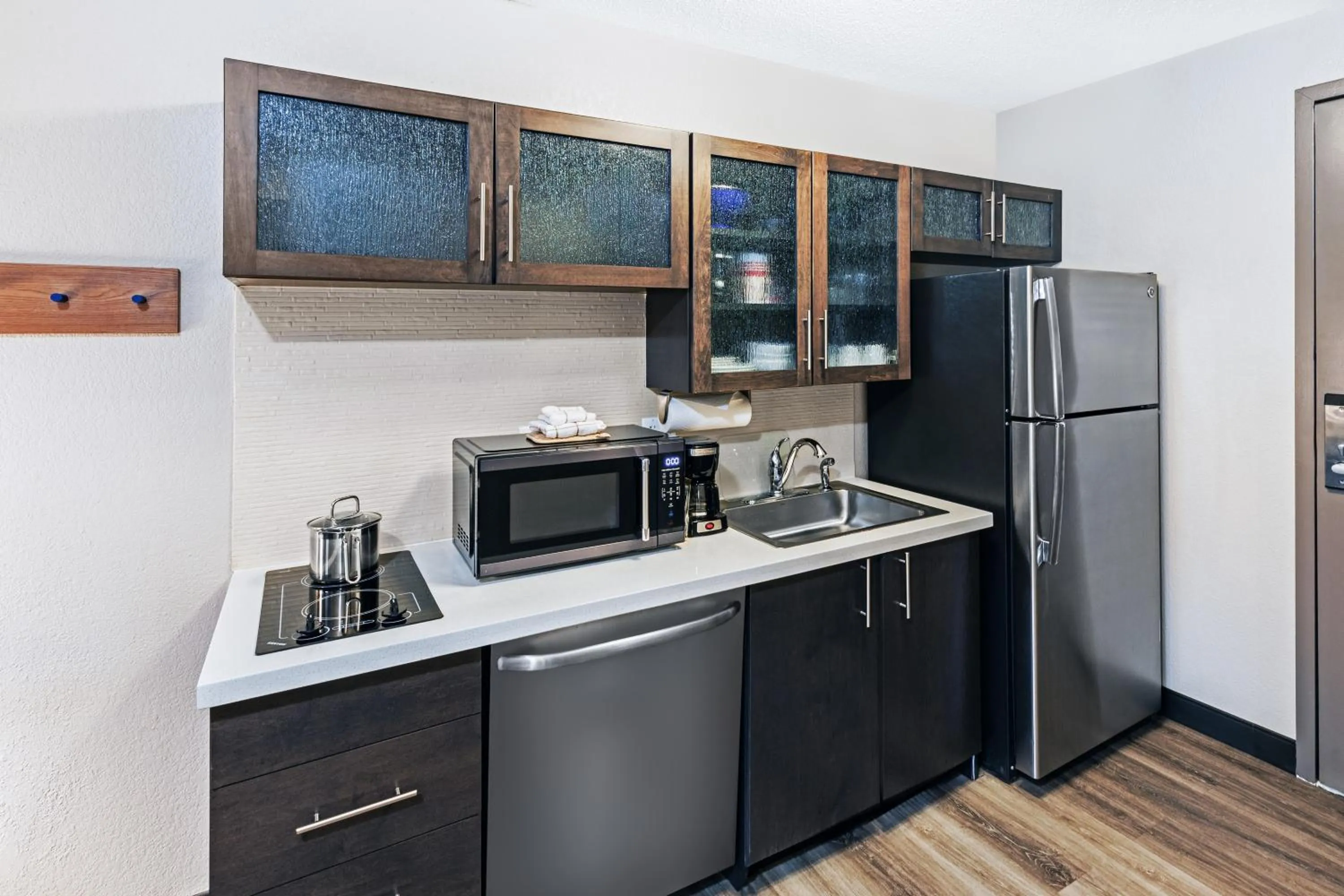 Candlewood Suites - Topeka West by IHG