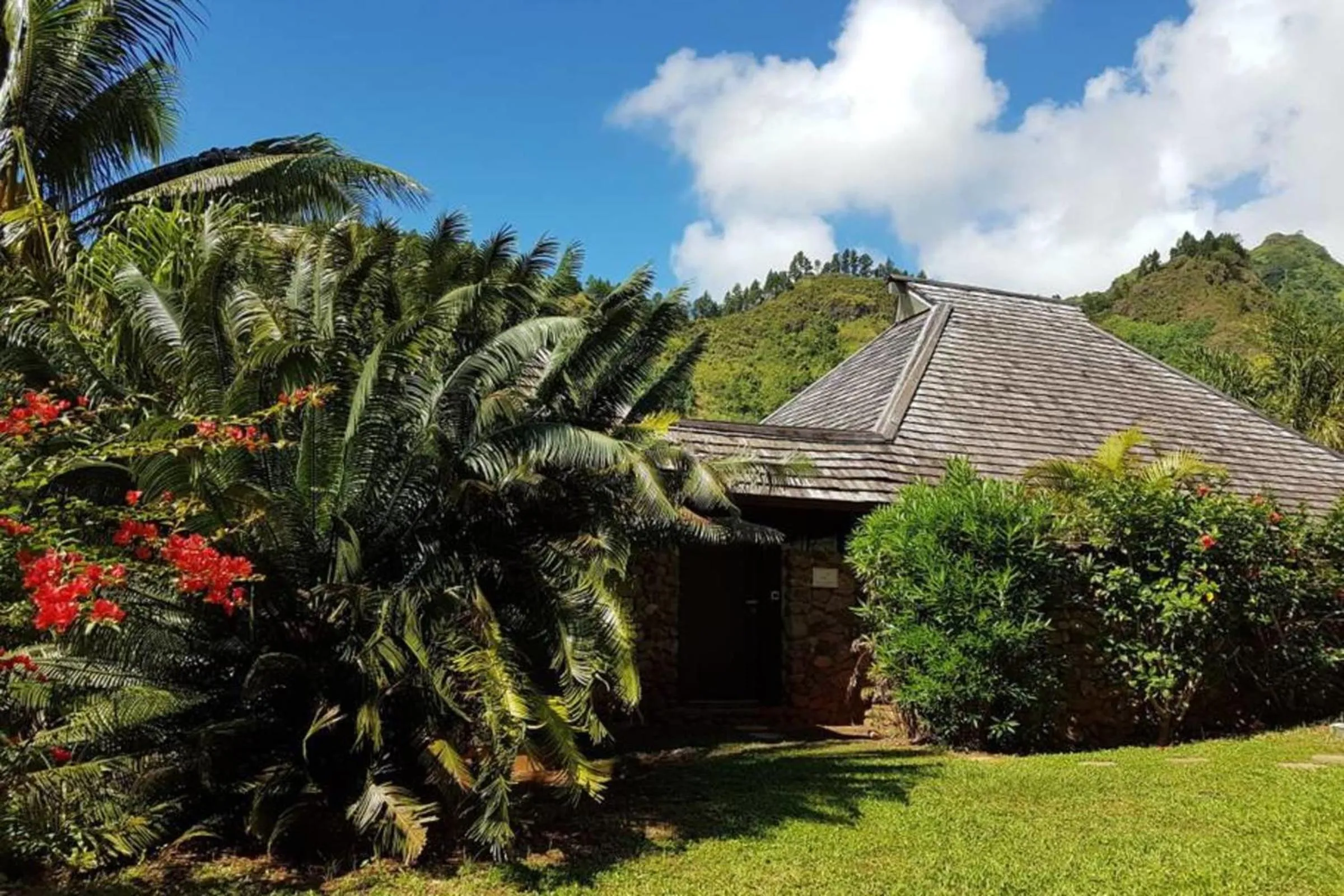 Villa Anuanua by Tahiti Homes