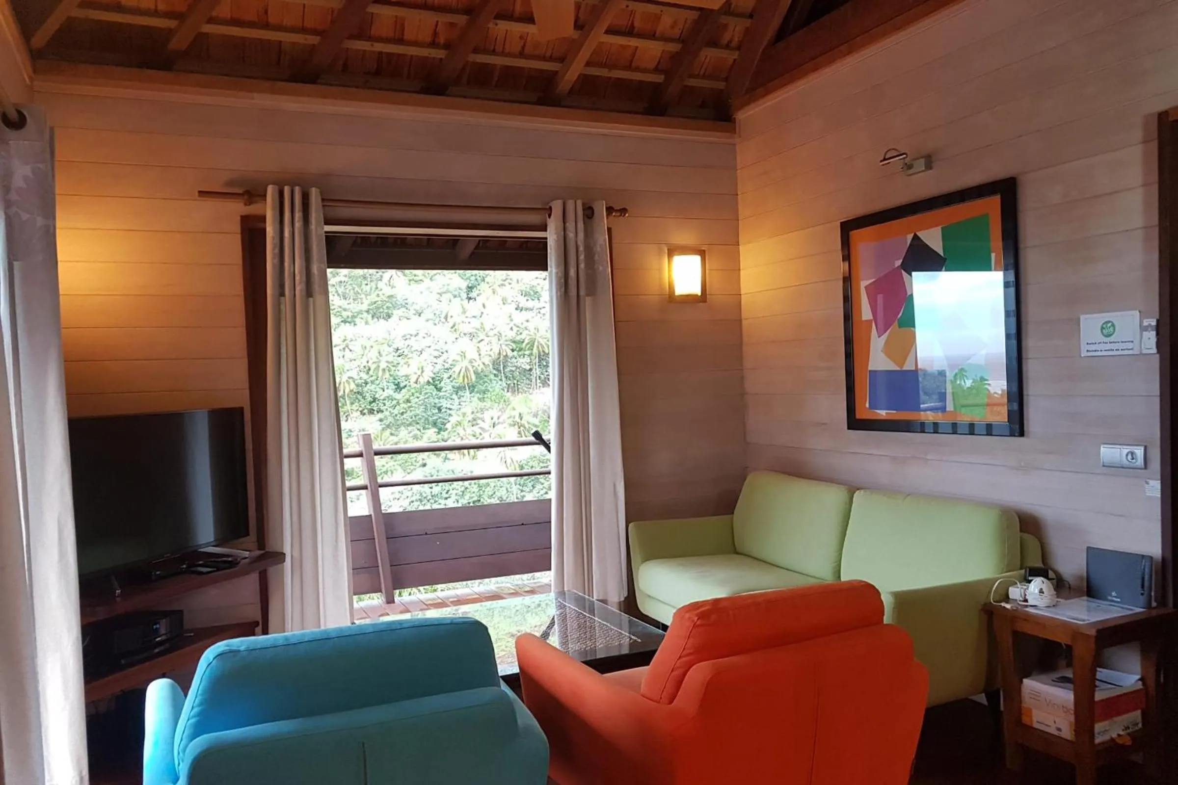 Villa Anuanua by Tahiti Homes