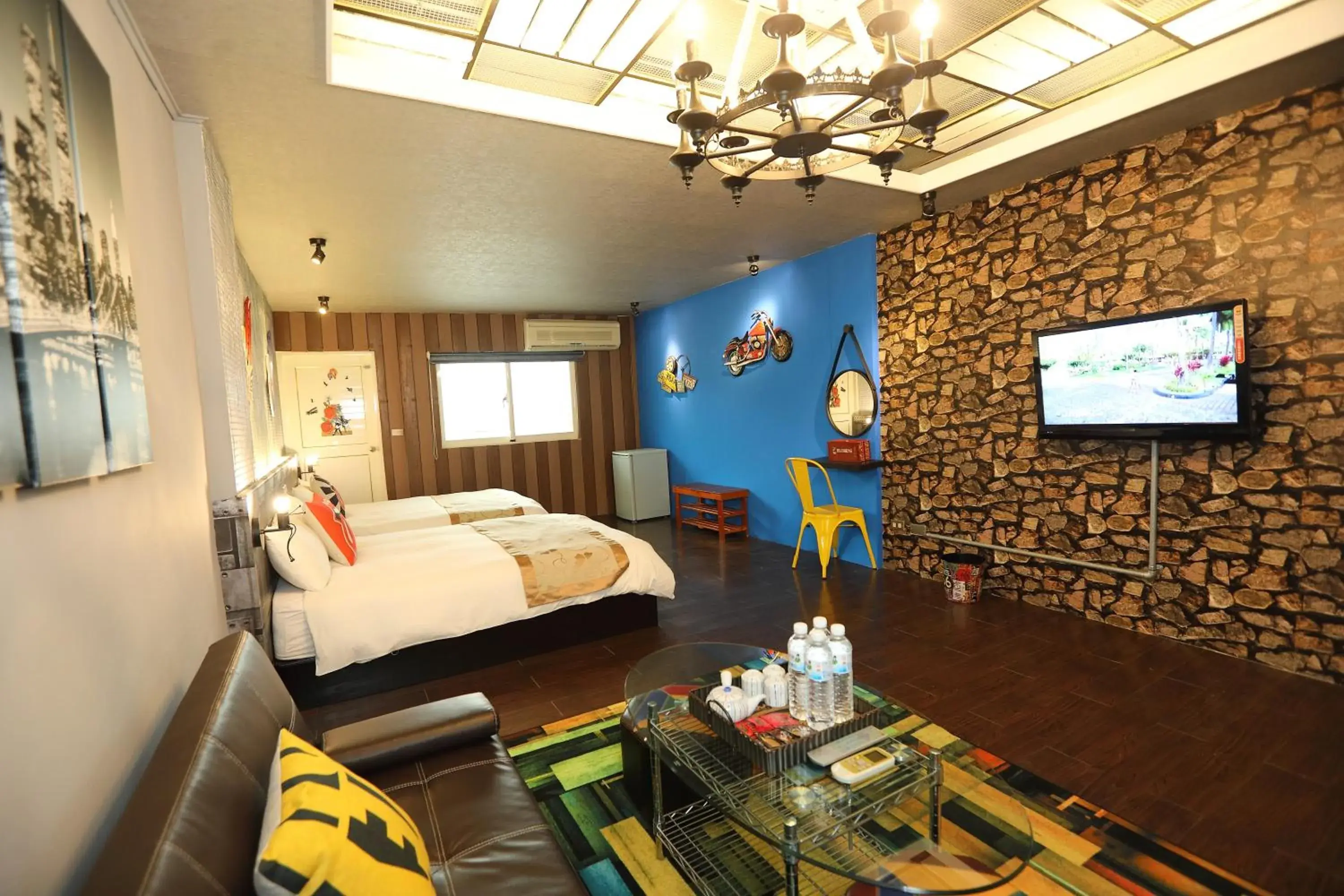 Photo of the whole room, Bed in First Place B&B (Hualien Railway Station) Photo of the whole room, Bed in First Place B&B (Hualien Railway Station)