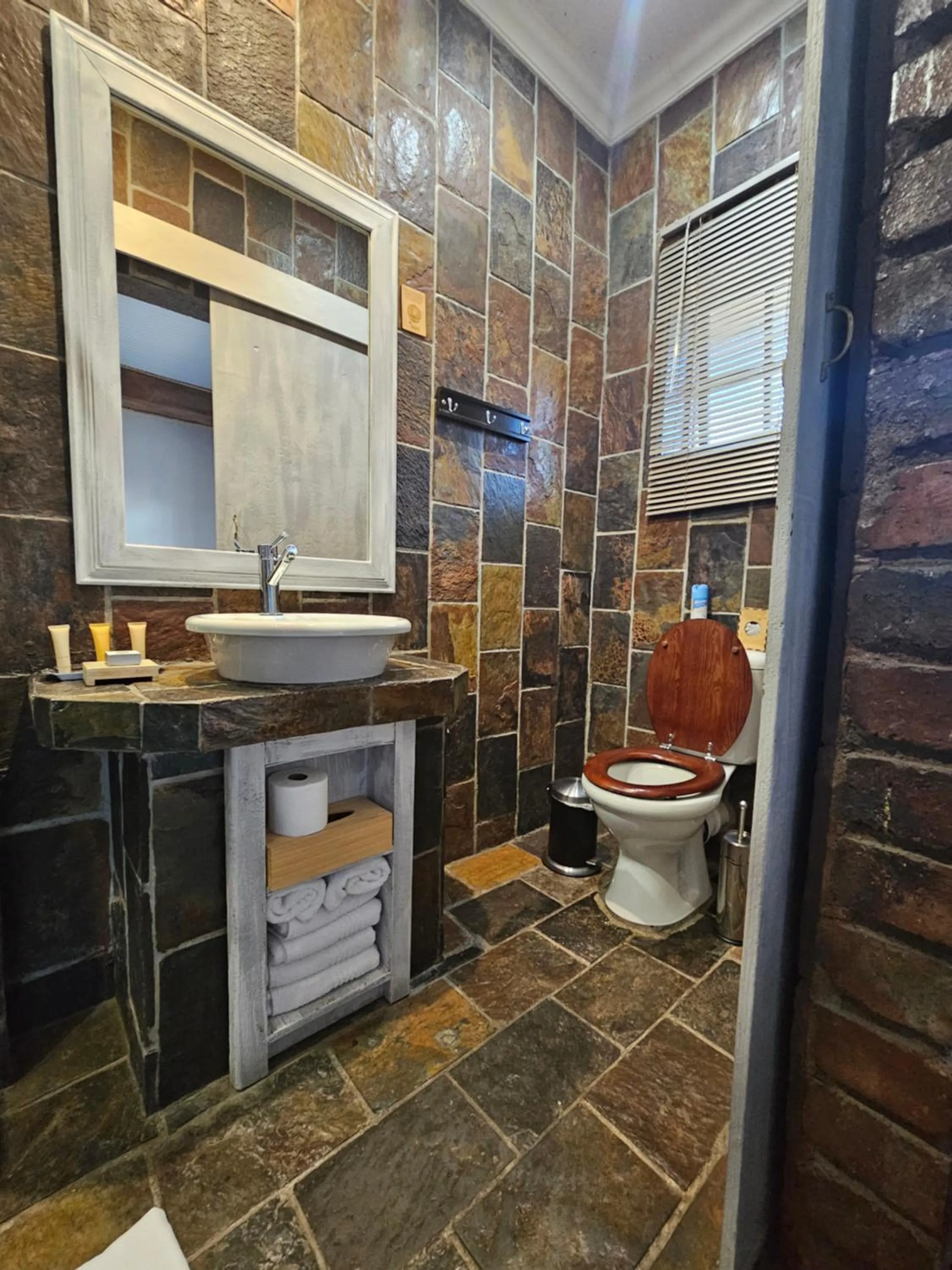 Shower in 61 On Ireland Guest House and Conferencing